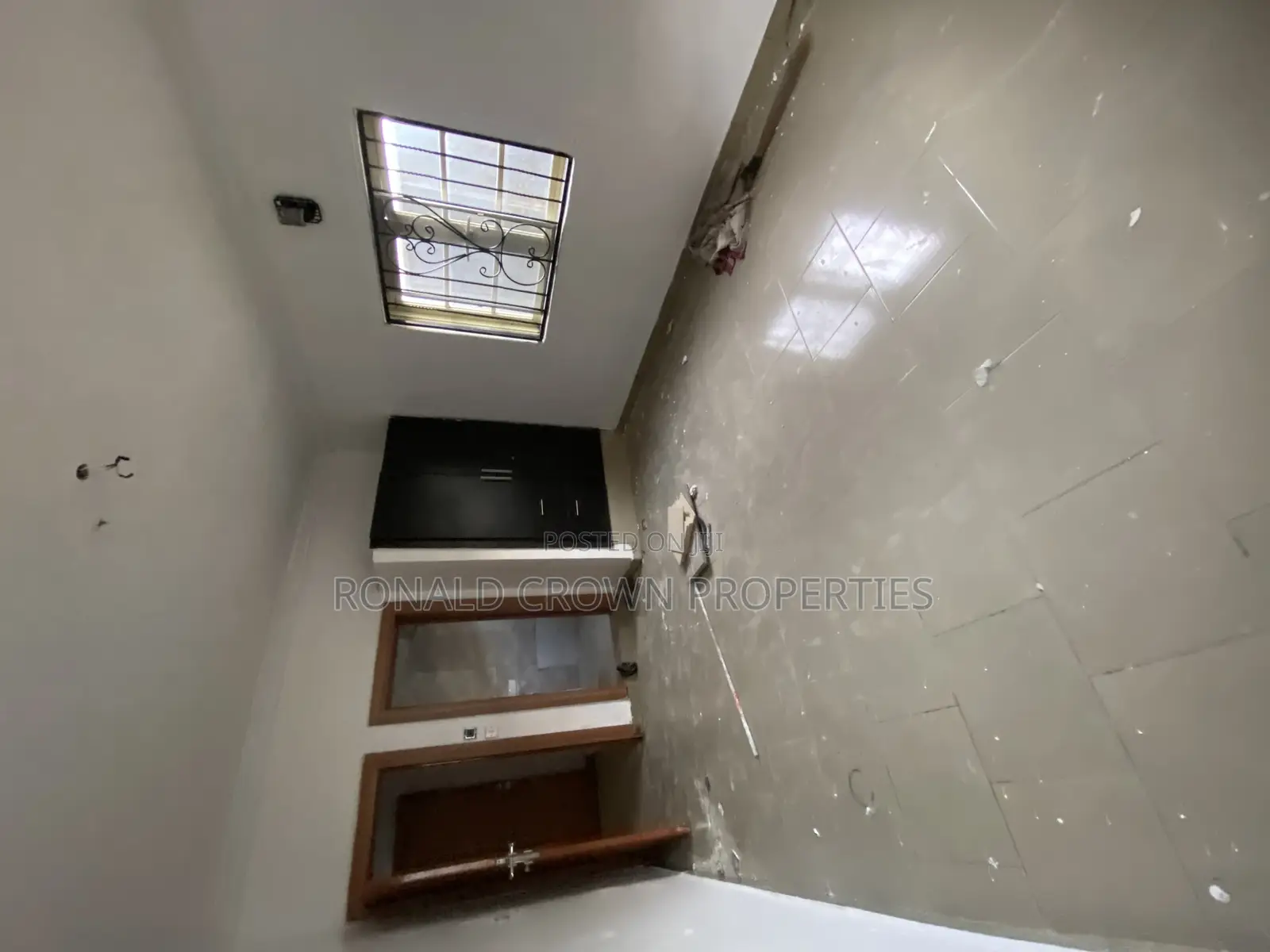 3bdrm Apartment in Ago Palace for rent in Ago Palace