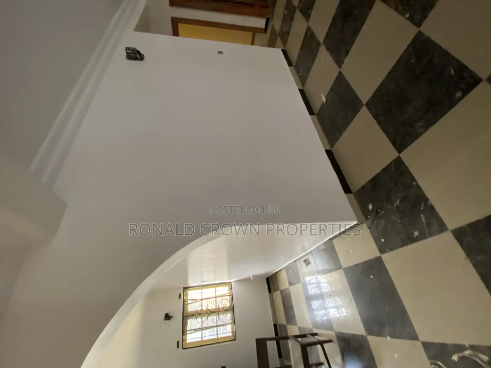 3bdrm Apartment in Ago Palace for rent in Ago Palace