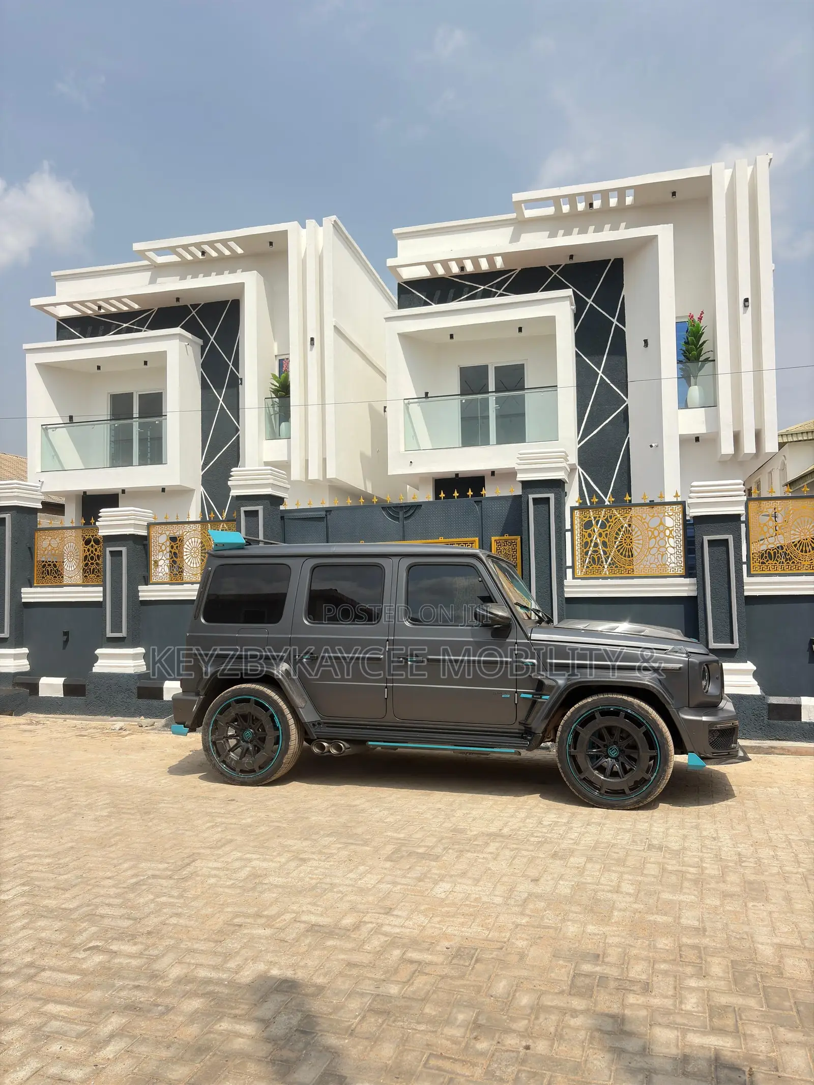 5bdrm Duplex in Agege for sale in Agege