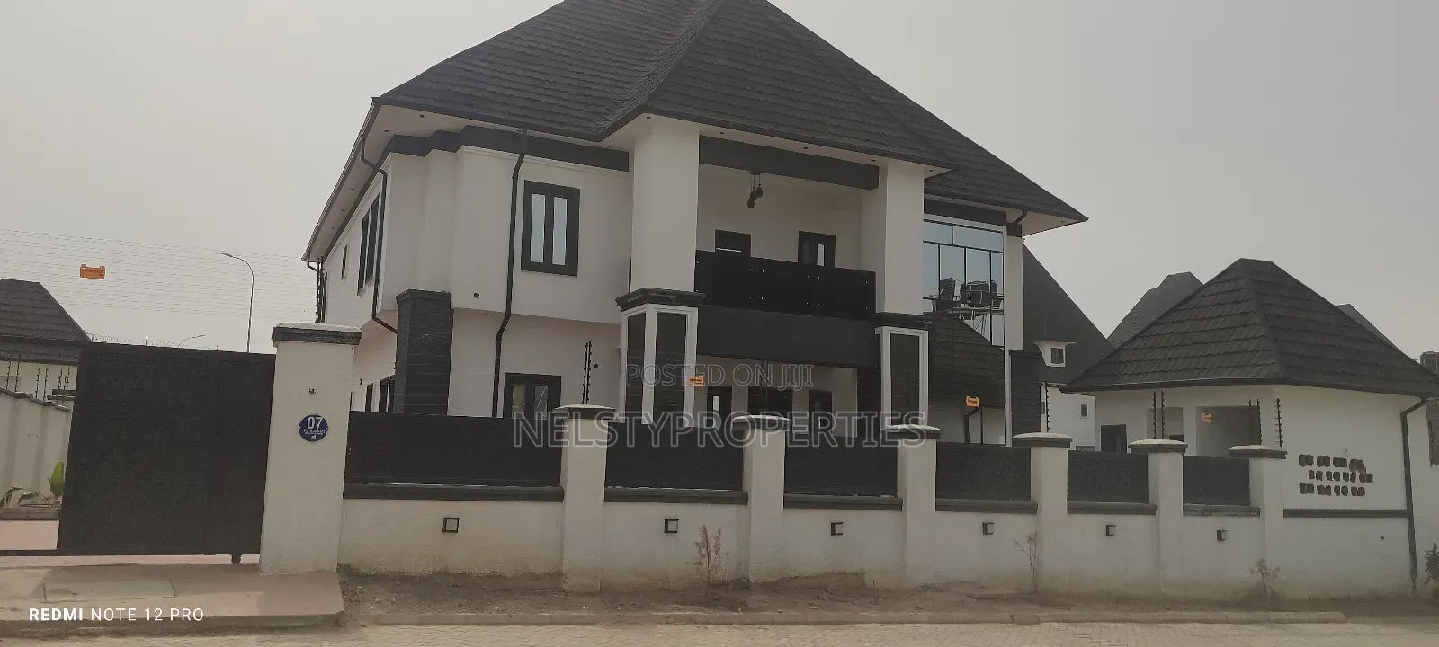 5bdrm Duplex in Efab Metropolis, Gwarinpa for sale in Gwarinpa