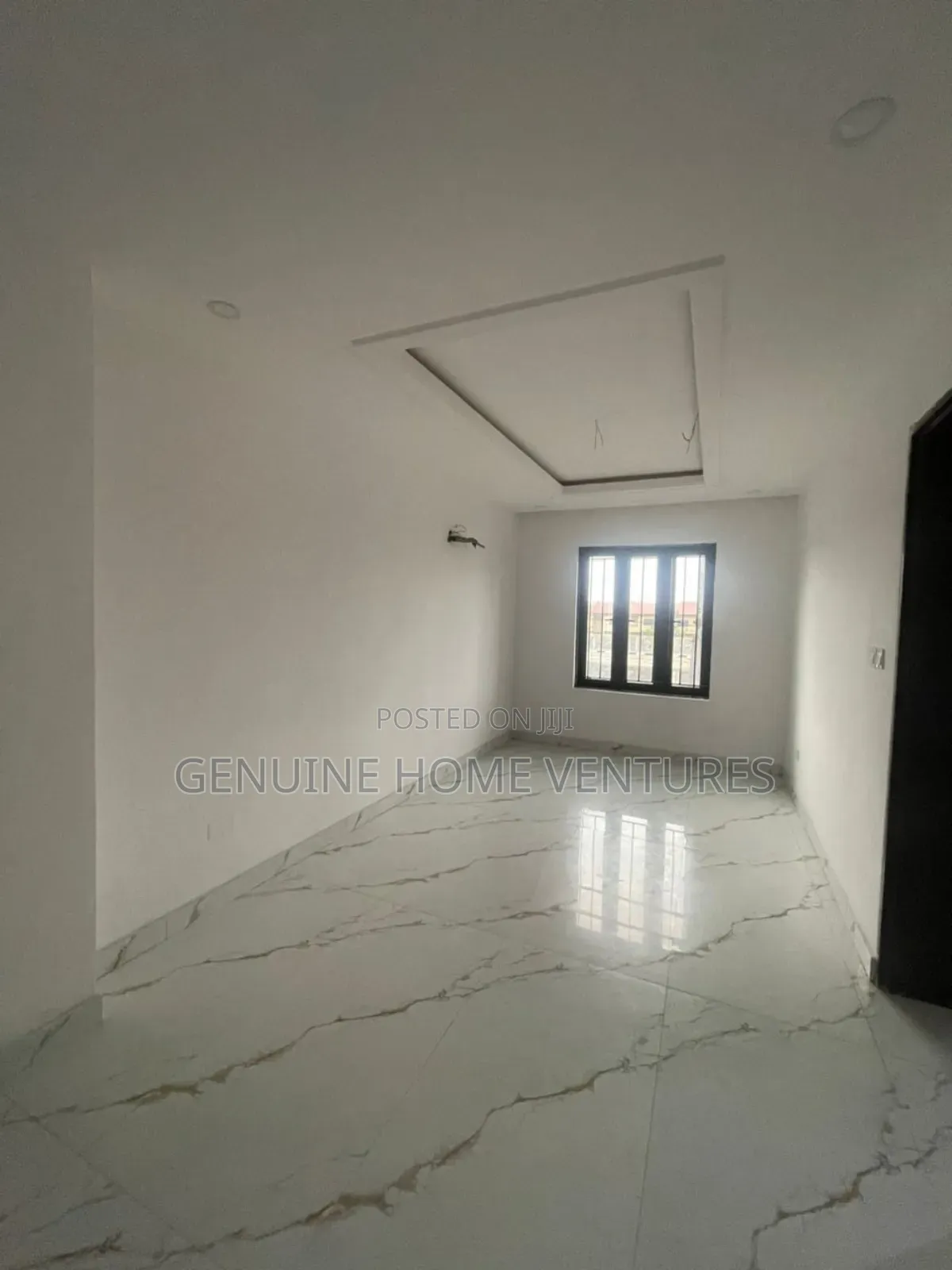 12bdrm Block of Flats in Lekki Phase 1 for rent in Lekki Phase 1