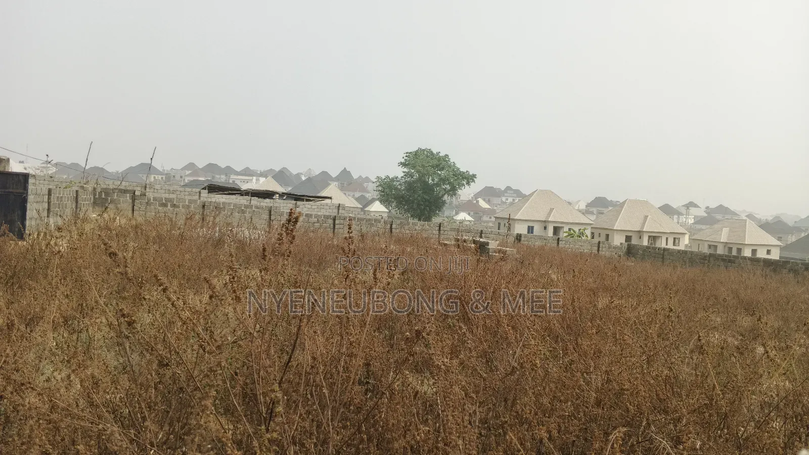 Virgin Land For Sale in Phase 4 / Jikwoyi