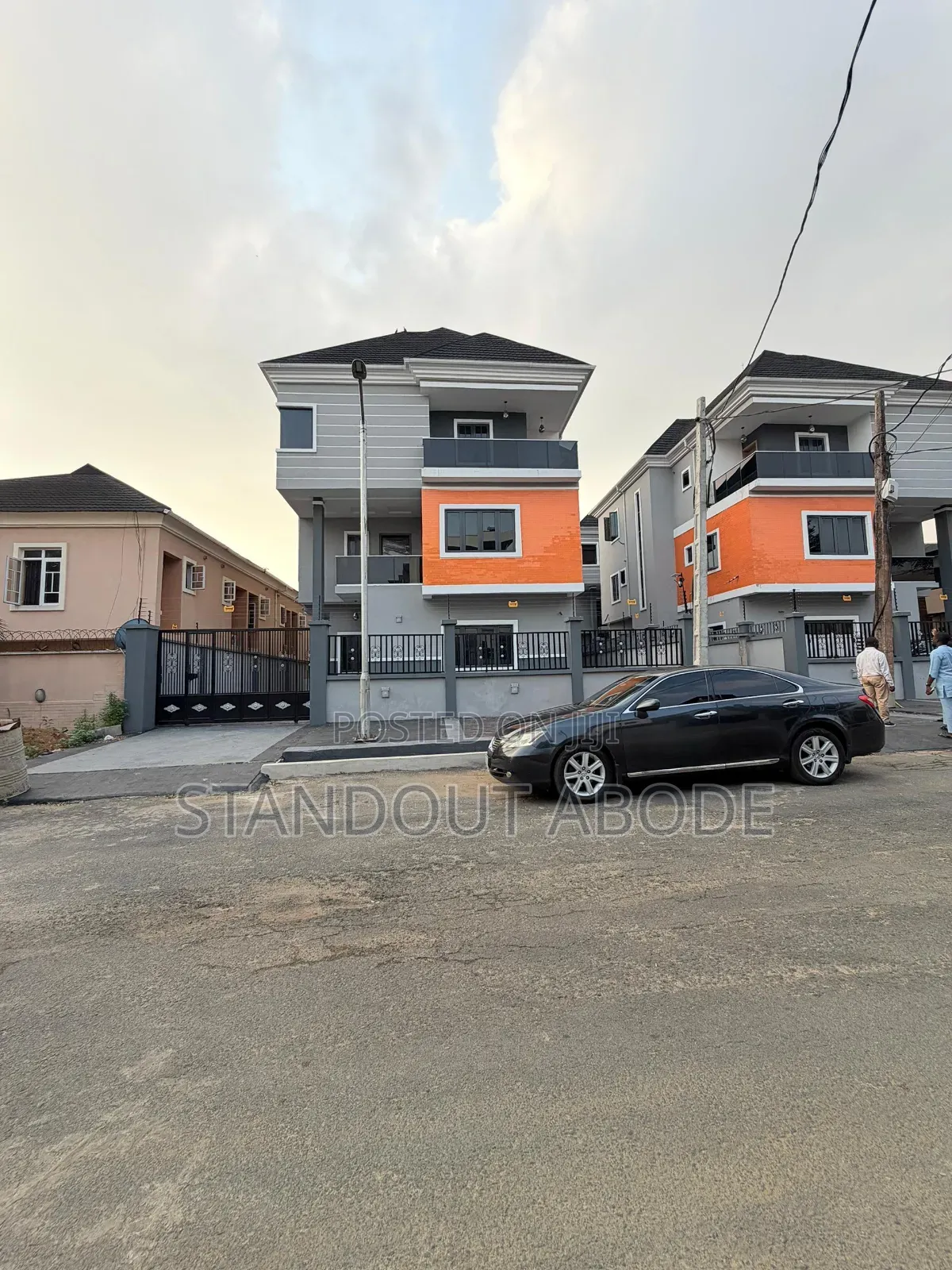 5bdrm Duplex in In An Estate, GRA Phase 2 Shangisha for sale in GRA Phase 2 Shangisha