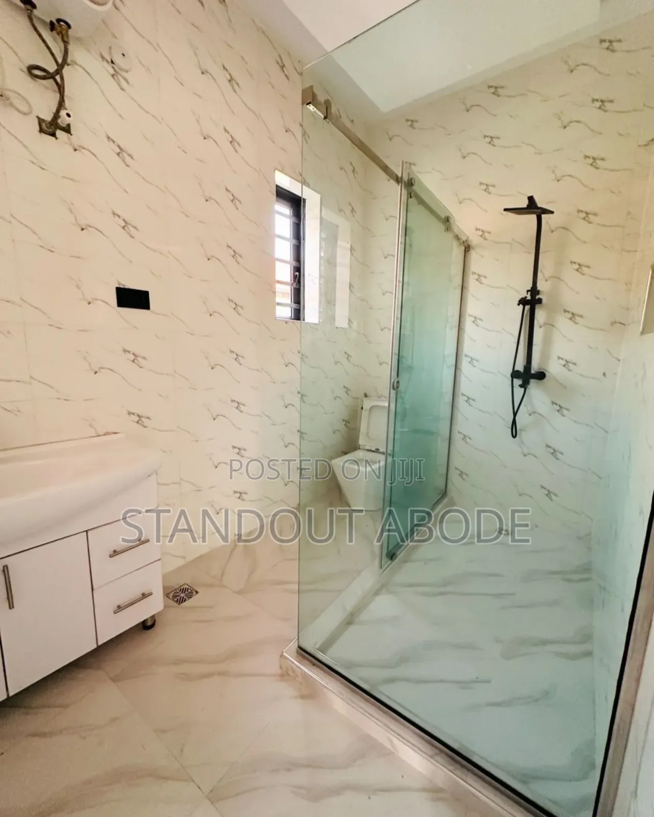 4bdrm Duplex in In An Estate, GRA Phase 2 Shangisha for sale in GRA Phase 2 Shangisha