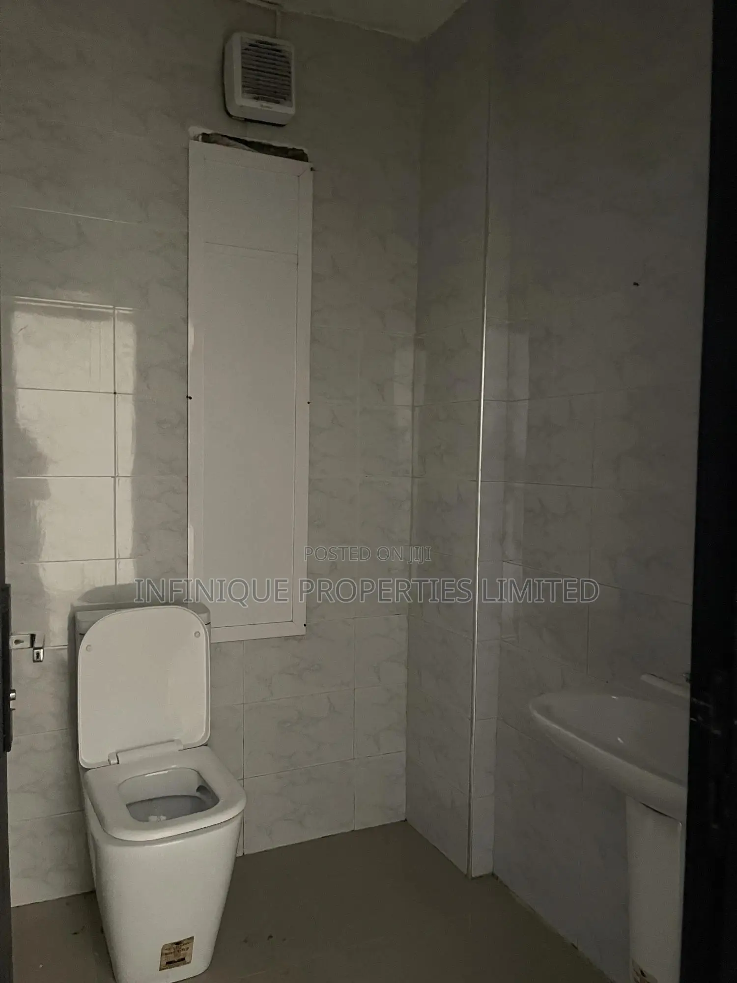 3bdrm Apartment in Lekki Phase 1 for rent in Lekki Phase 1