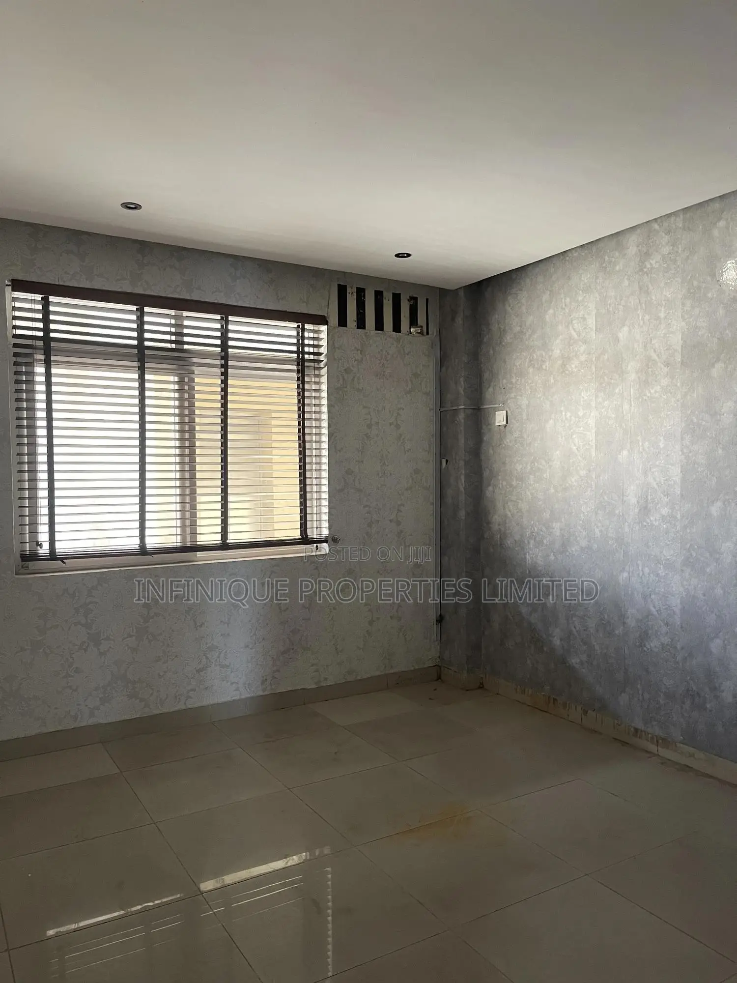 3bdrm Apartment in Lekki Phase 1 for rent in Lekki Phase 1