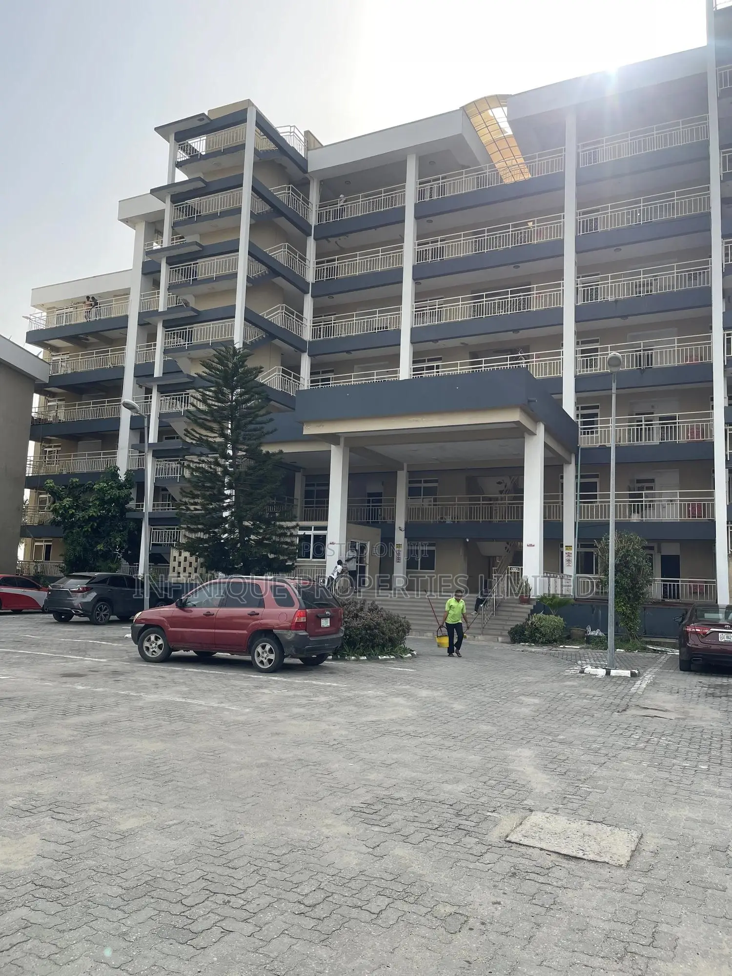 3bdrm Apartment in Lekki Phase 1 for rent in Lekki Phase 1