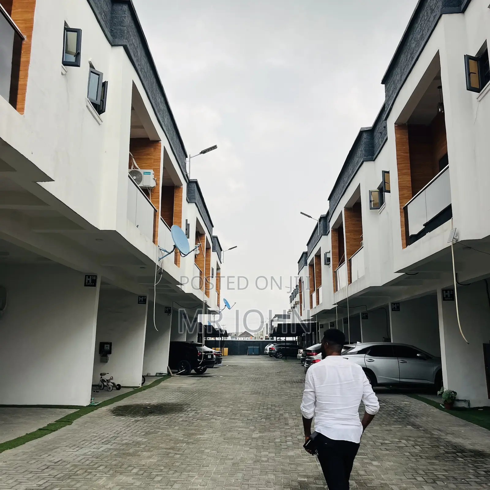 Furnished 4bdrm Duplex in Ikota Villa, Lekki for rent in Lekki