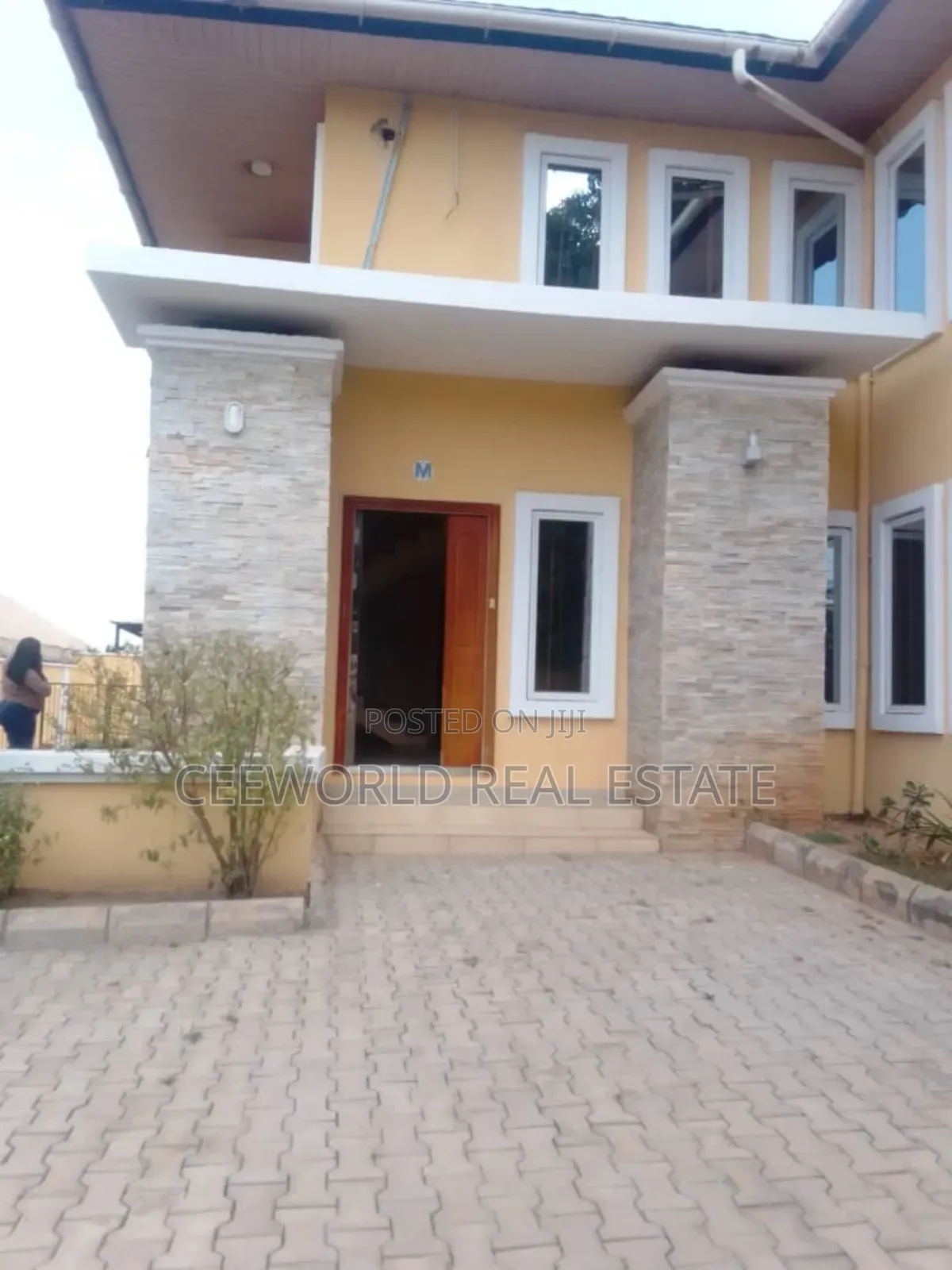 4bdrm Duplex in Jericho Gra for rent in Jericho