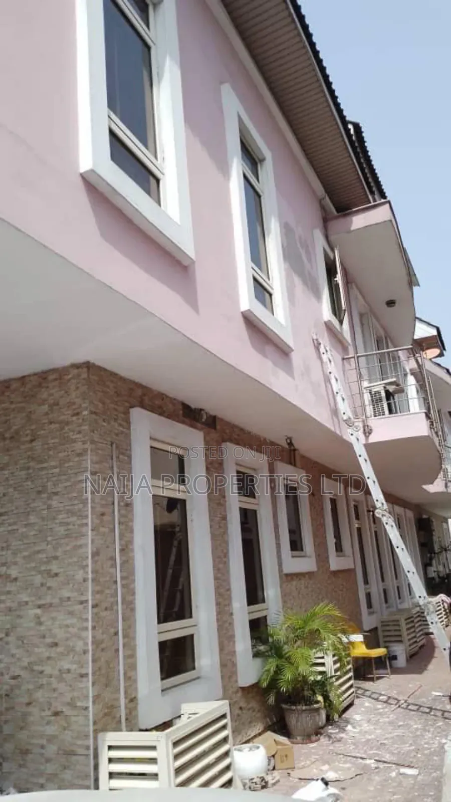 5bdrm Duplex in Lekki Phase 1 for sale in Lekki Phase 1