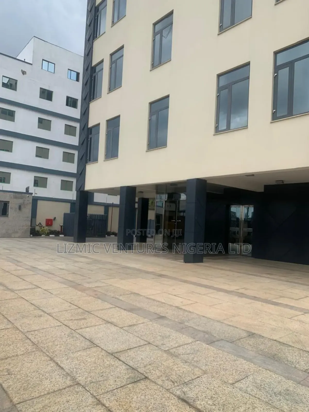 Furnished 2bdrm Townhouse / Terrace in Gra for rent in Ikeja GRA