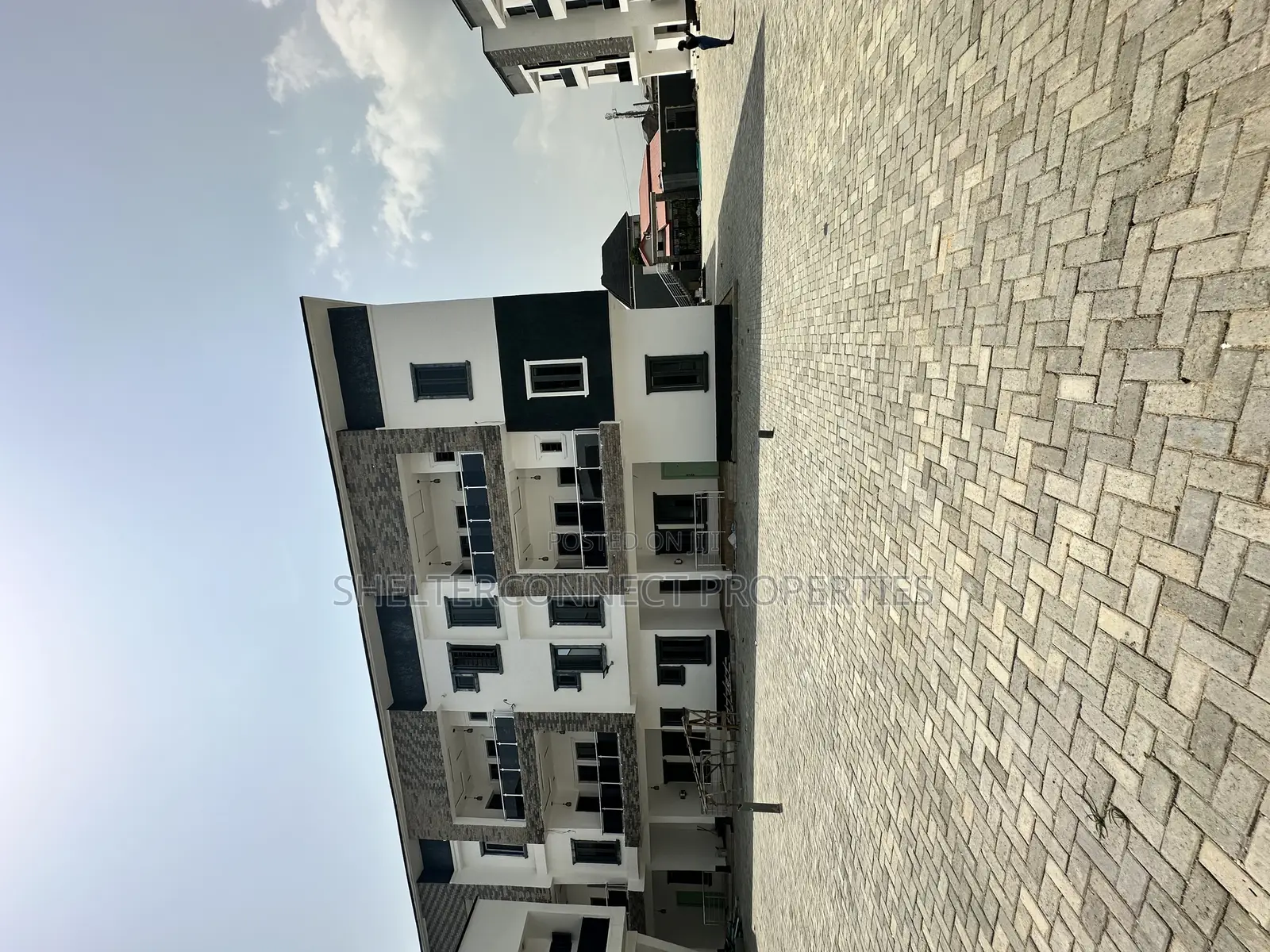 2bdrm Apartment in Ajah for sale in Ajah