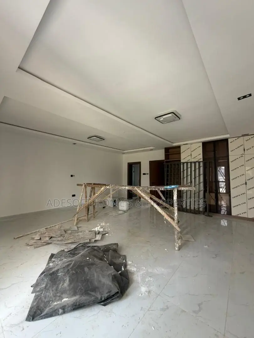 4bdrm Duplex in Carlton Gate Estate, Akobo for sale in Akobo