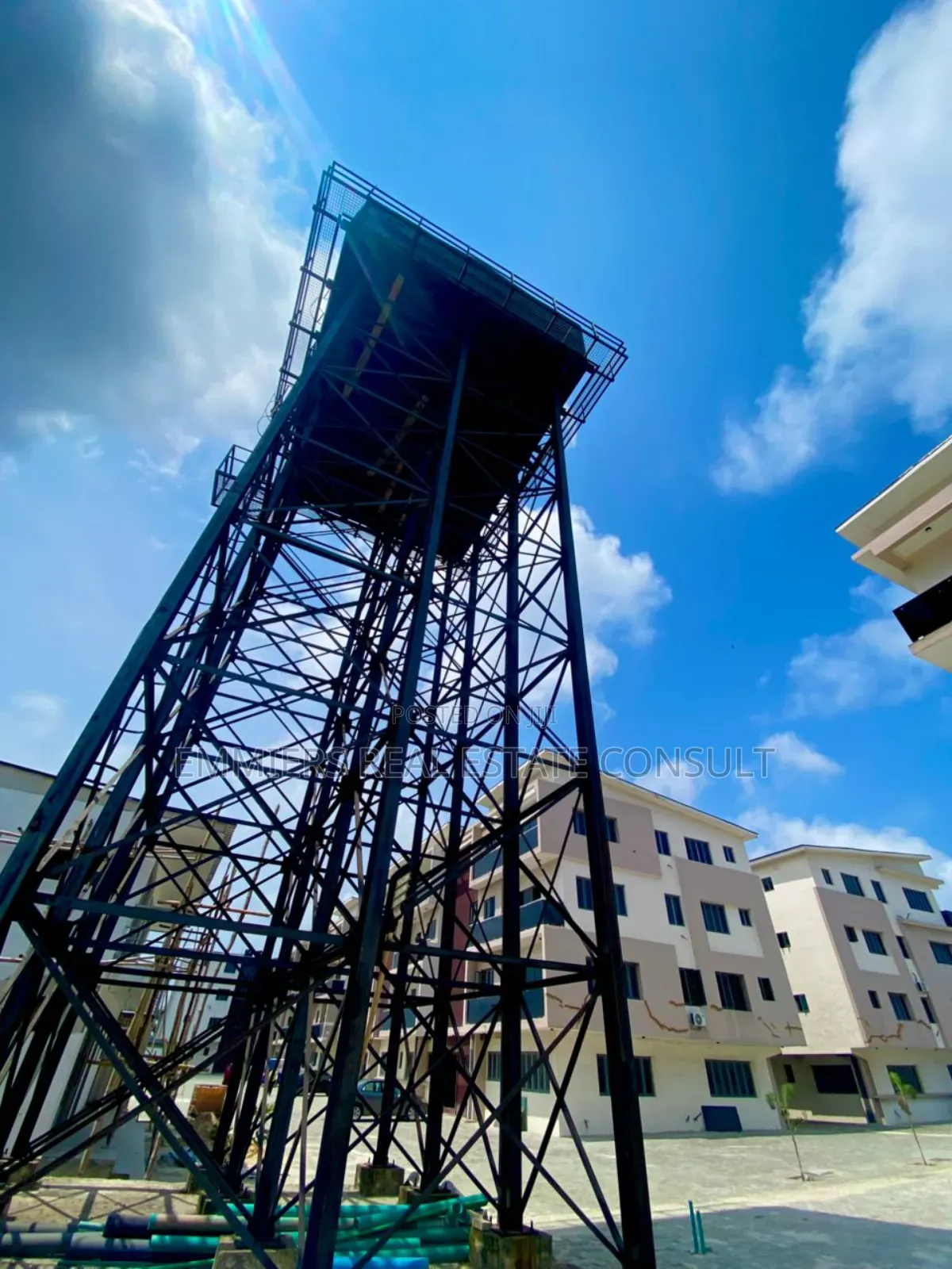 3bdrm Apartment in Emmiers Estate, Off Lekki-Epe Expressway for sale in Off Lekki-Epe Expressway