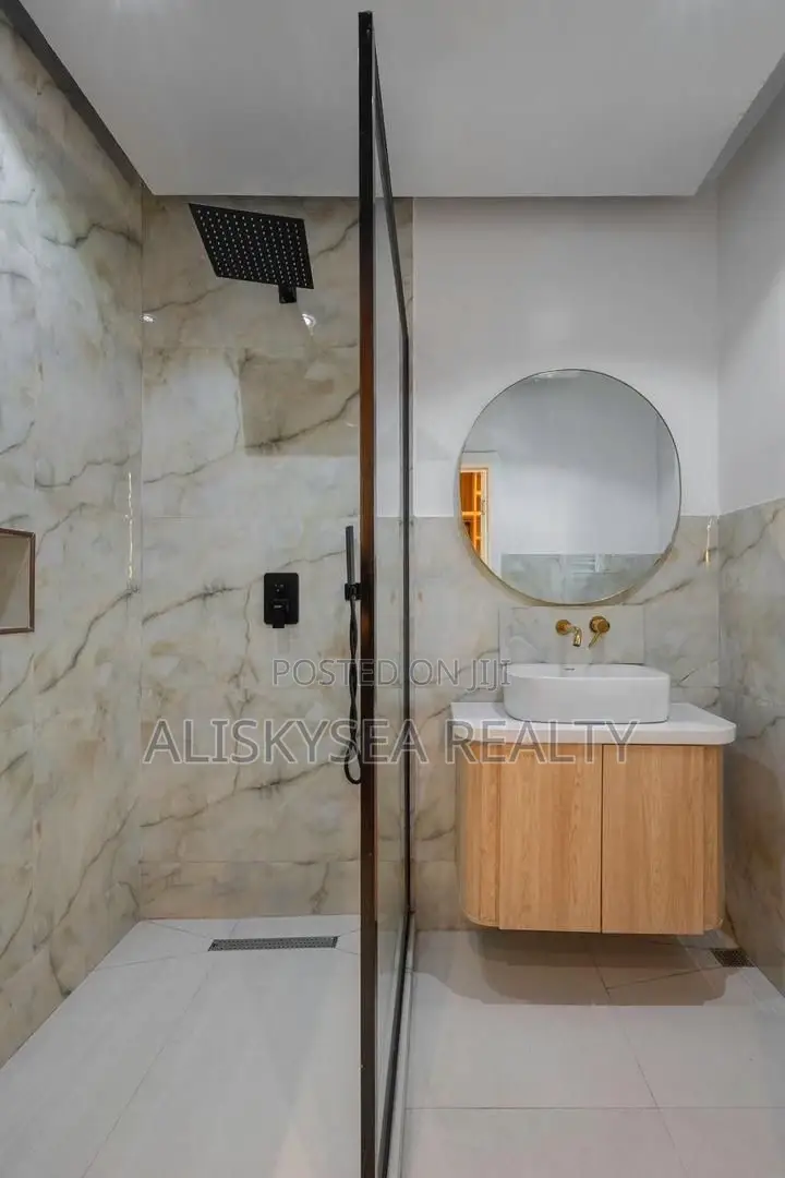 Luxury 2 Bedroom Shortlet – Lekki Phase 1 Right in Lekki Phase 1