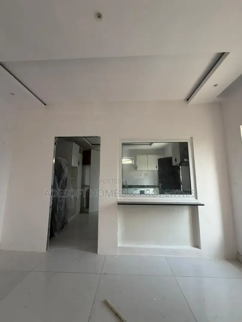 4bdrm Duplex in Kolapo Ishola Gra, Akobo for sale in Akobo