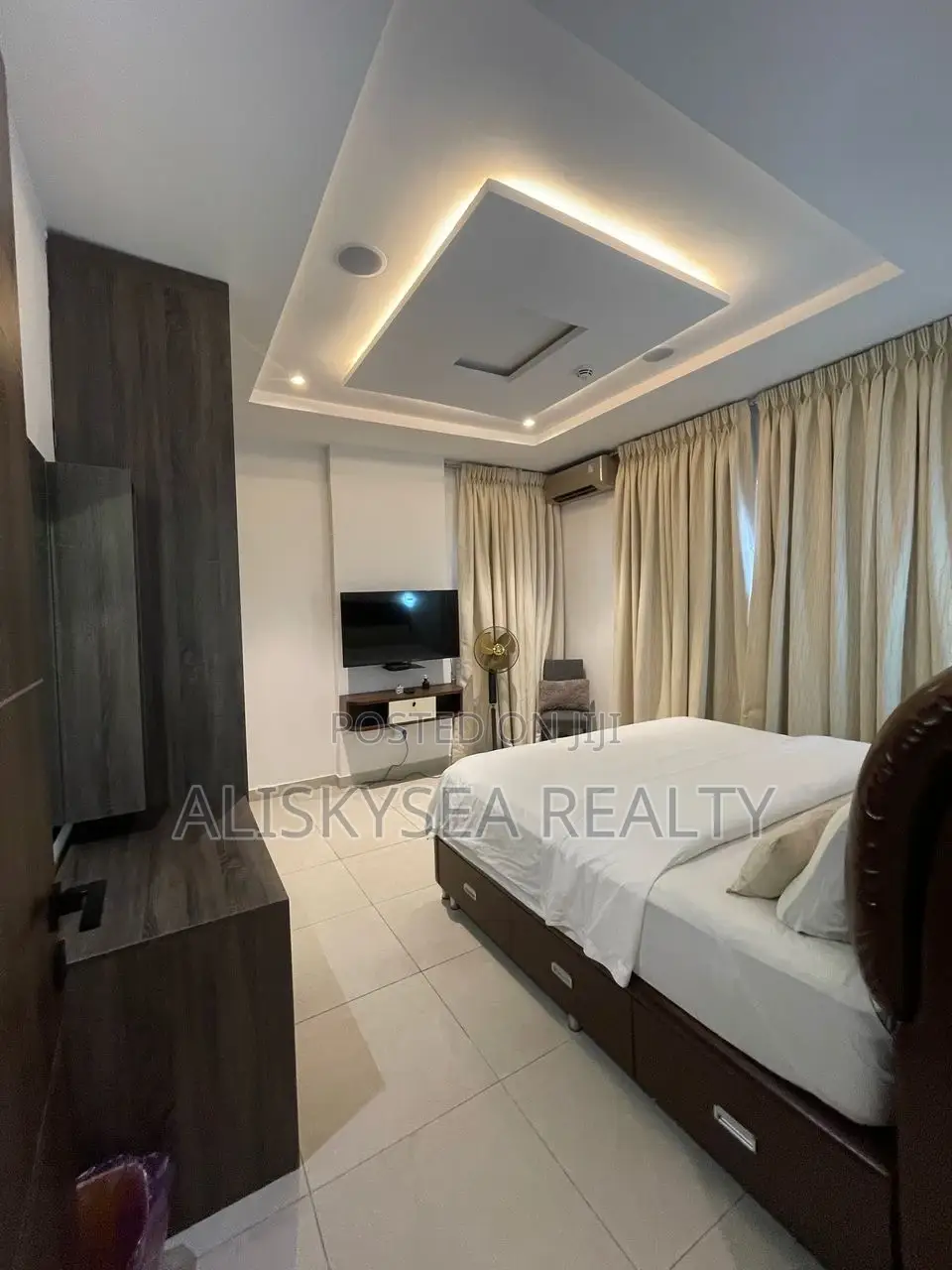 Urban Oasis Suite – 1 Bedroom City View Apartment (Osborne 2) in Osborne Foreshore Estate