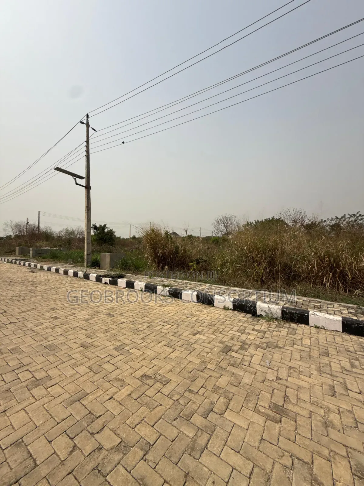 647sqm Premium Dry Land (Facing Tarred Estate Road) at Alao Akala Gra. in Akala Express