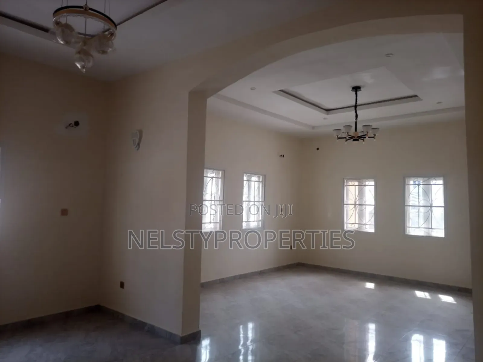5bdrm Duplex in Efab Metropolis, Gwarinpa for sale in Gwarinpa