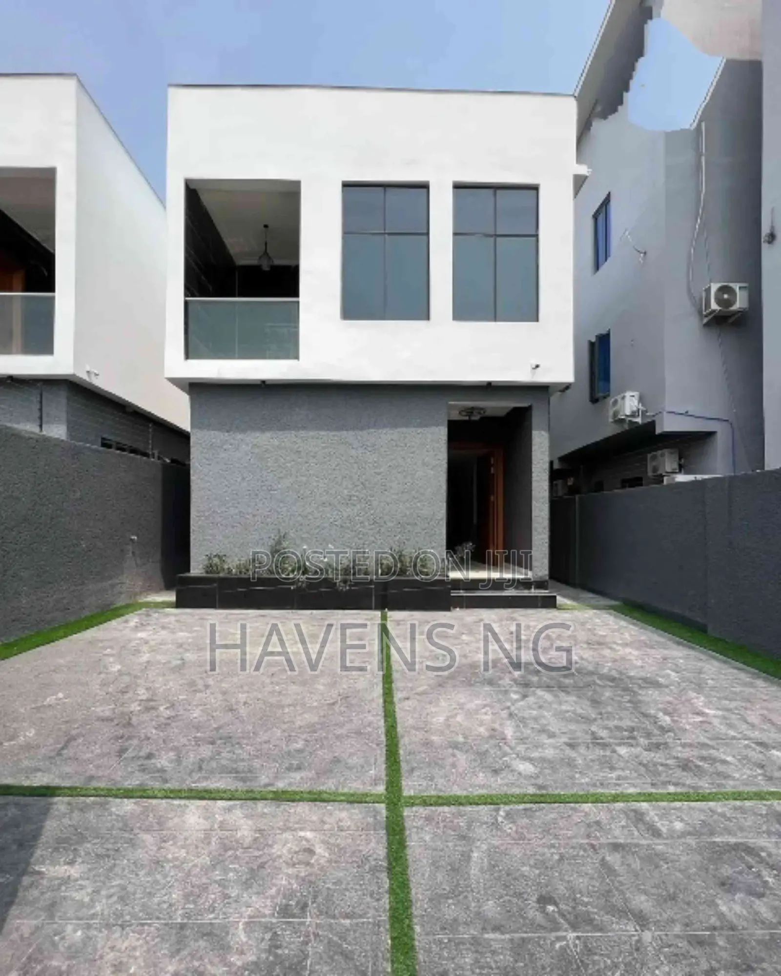 5bdrm Duplex in Ologolo for sale in Ologolo