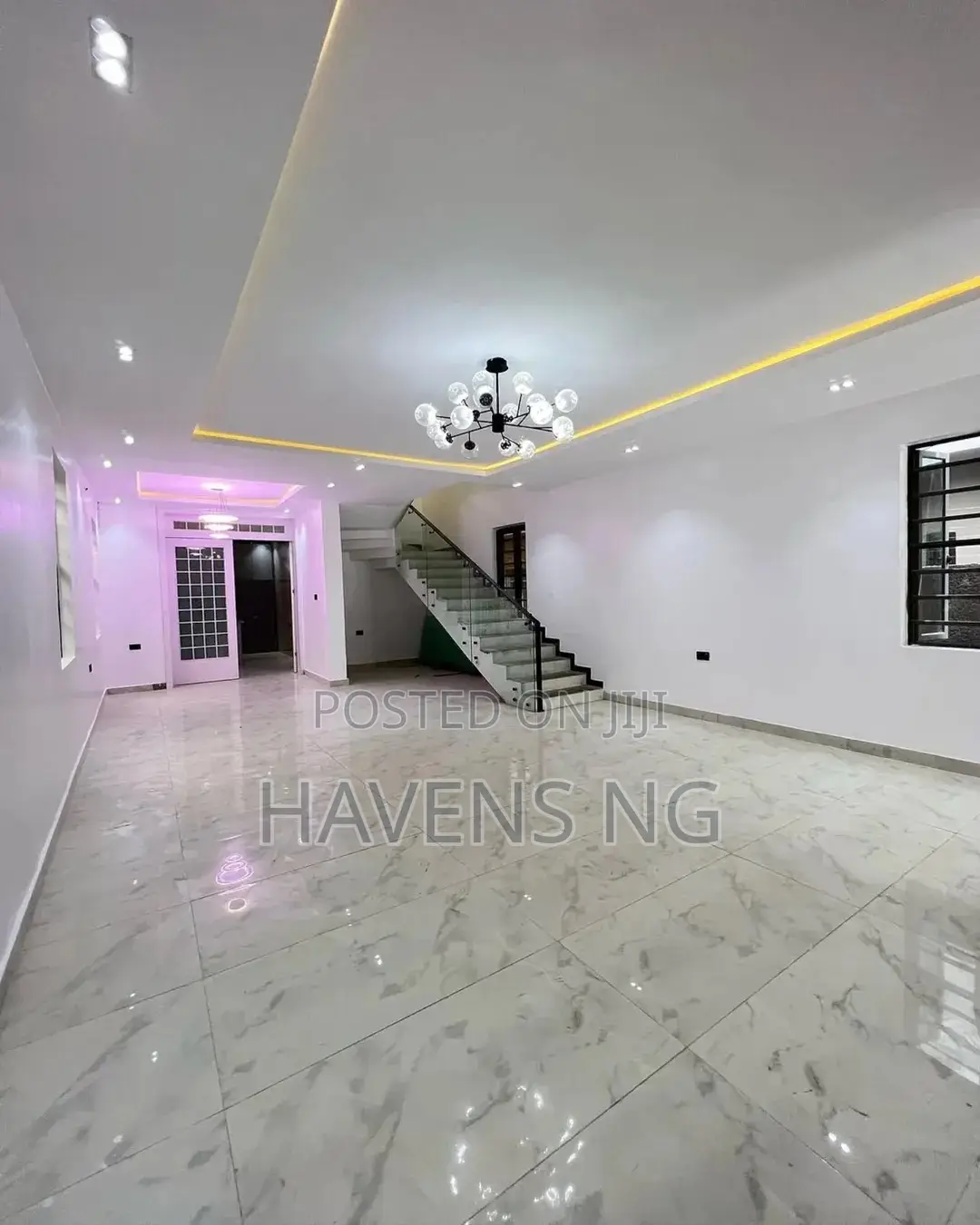 5bdrm Duplex in Ologolo for sale in Ologolo
