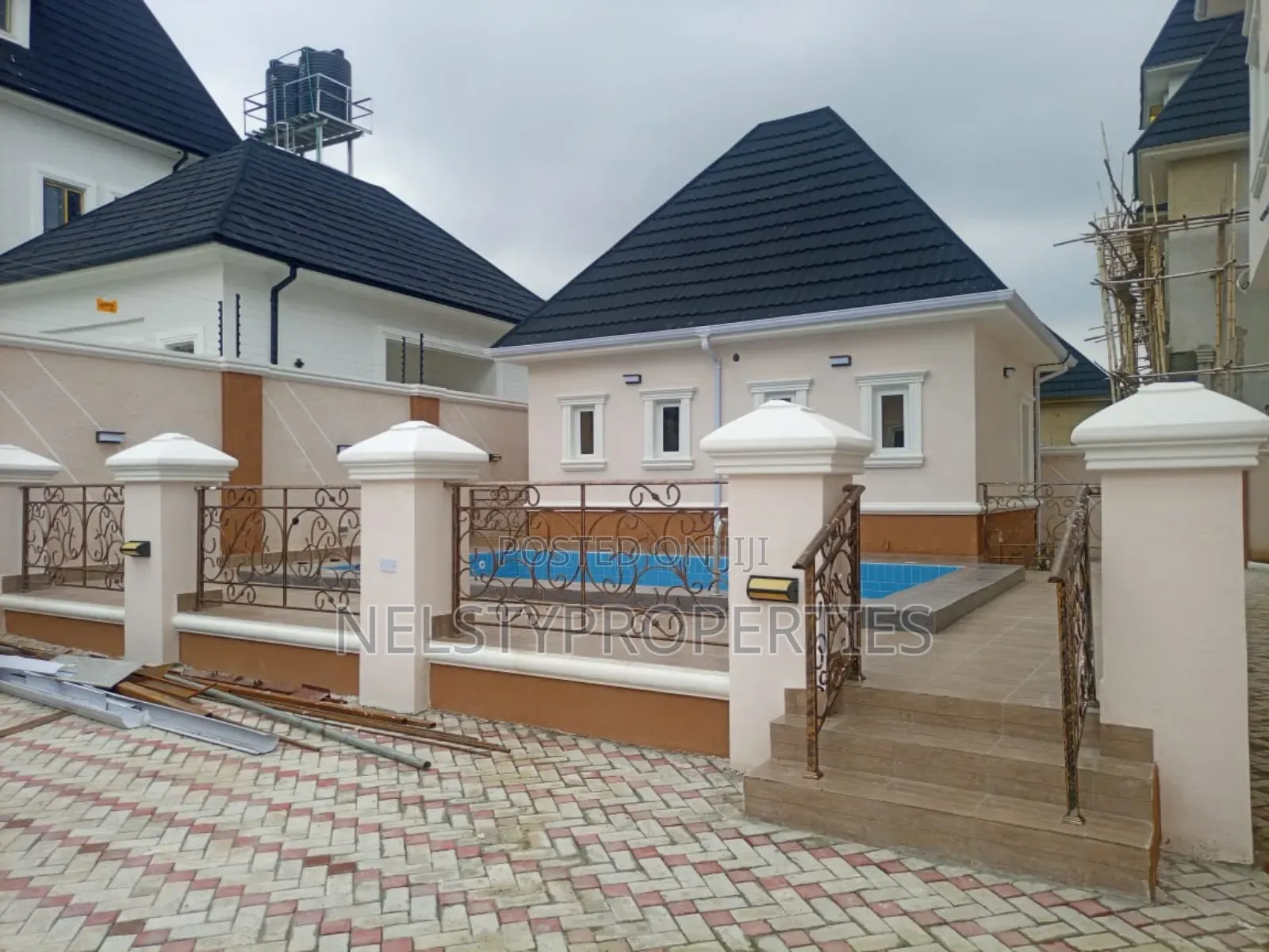 6bdrm Duplex in Efab Metropolis, Gwarinpa for sale in Gwarinpa