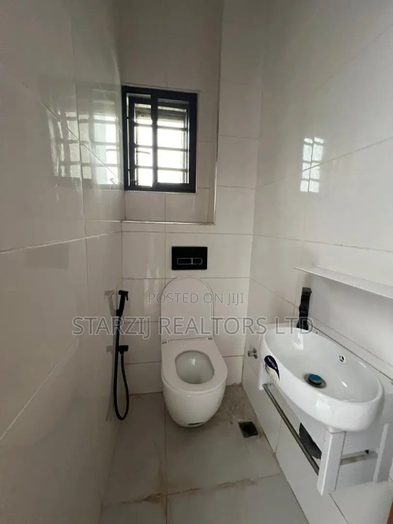 4bdrm Duplex in Jahi for sale in Jahi