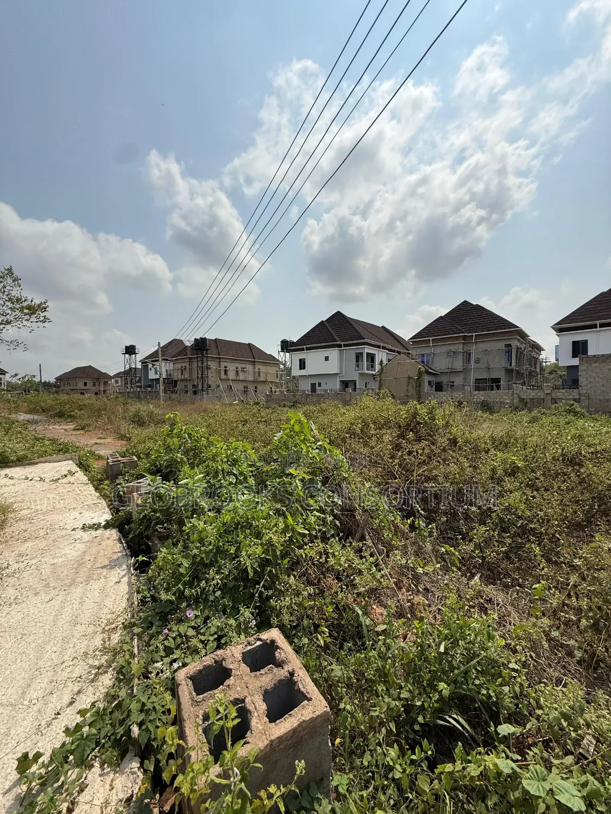 800sqm Premium Dry Land for Sale in the Heart of Kolapo Ishola Gra in Akobo