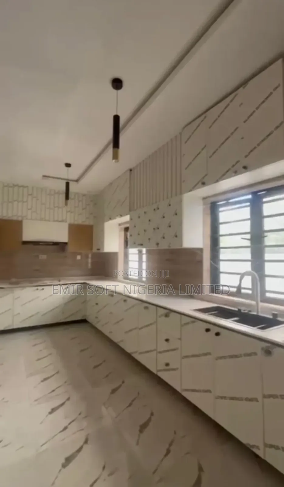 4bdrm Duplex in Oluyole Industrial for sale in Oluyole