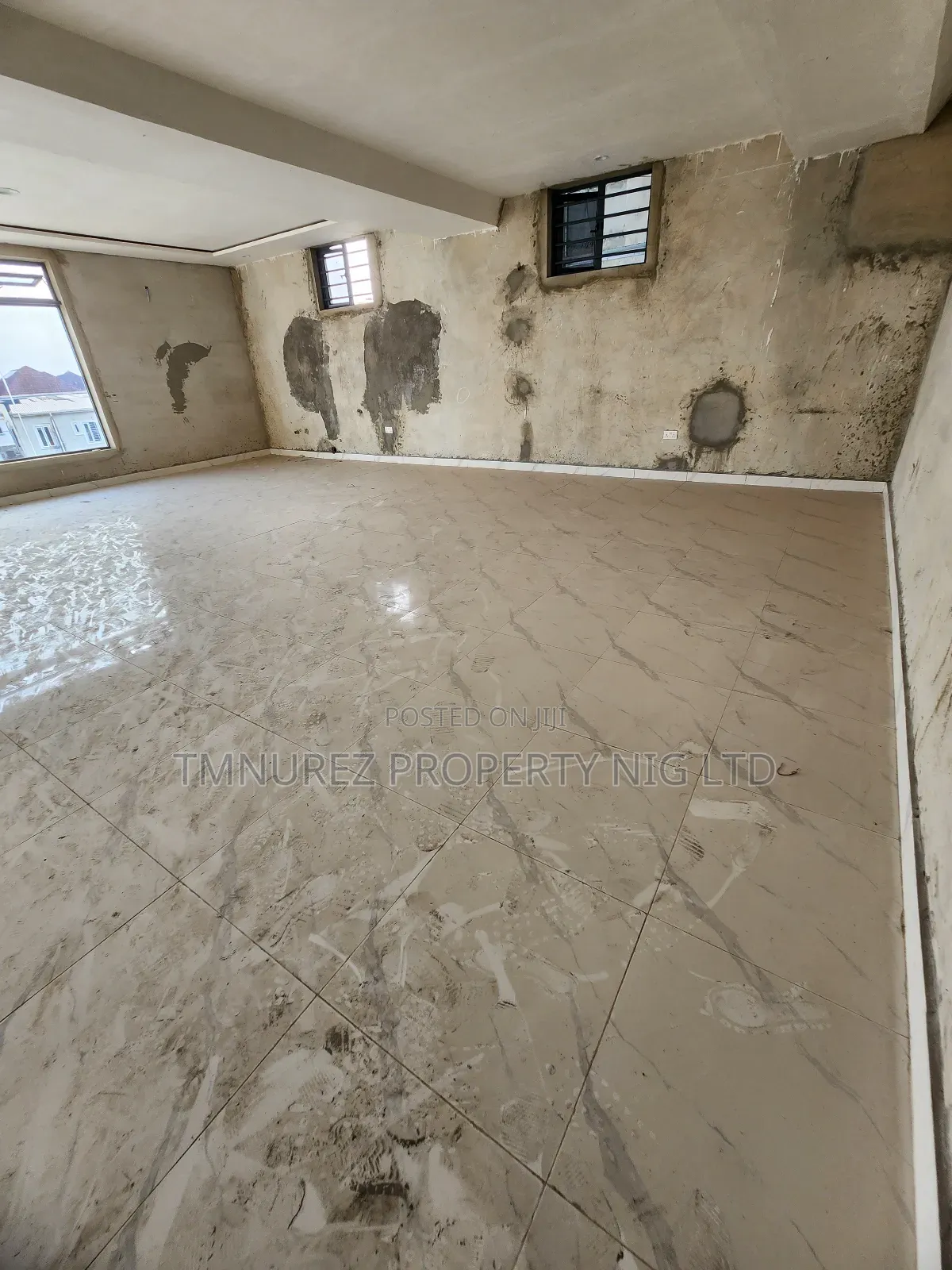 Shop New Built for Rent Orchild Road Lekki in Chevron
