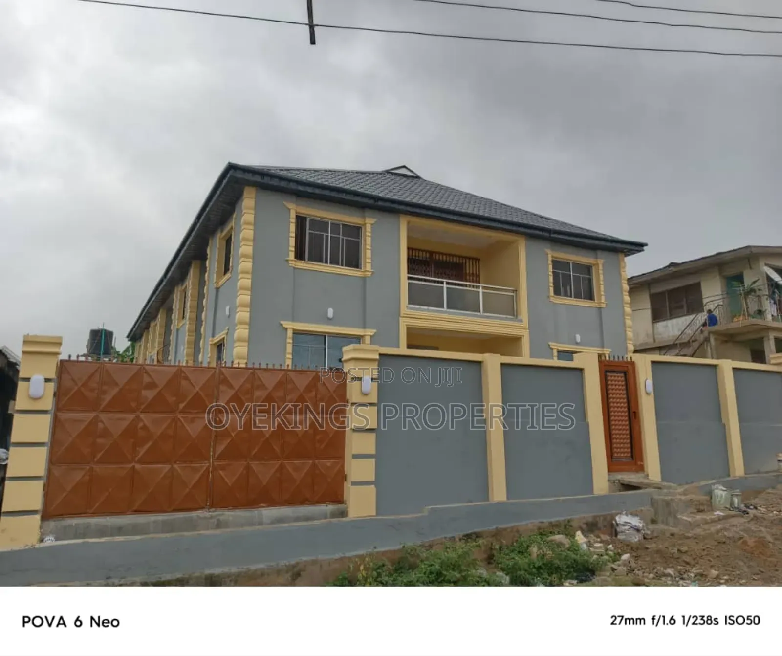3bdrm Block of Flats in Molete, Akala Express for sale in Akala Express