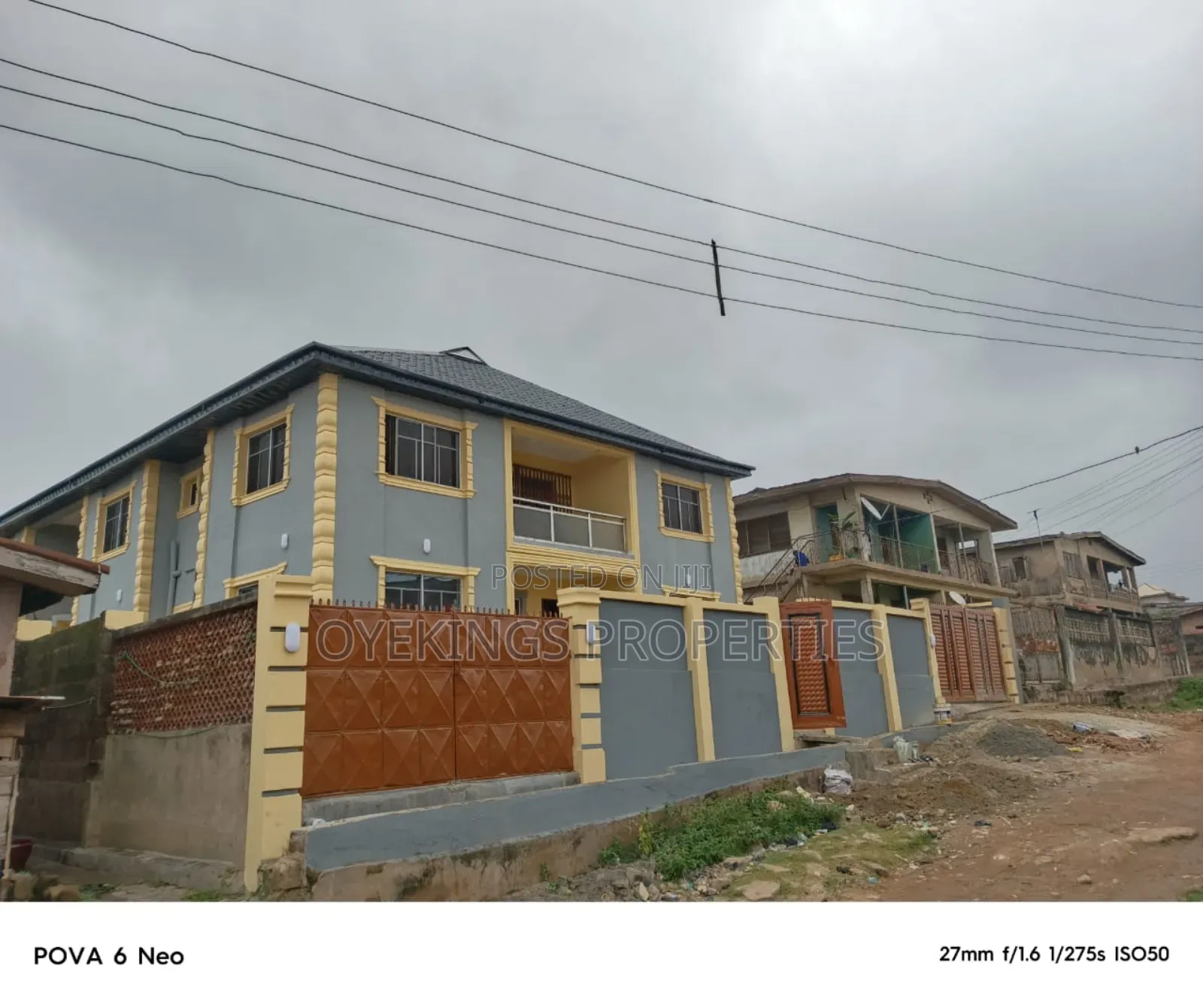 3bdrm Block of Flats in Molete, Akala Express for sale in Akala Express