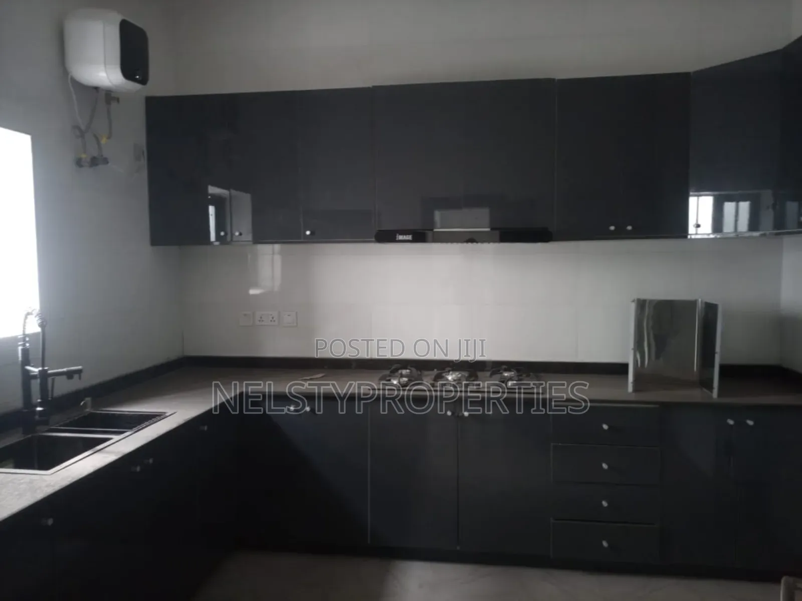 3bdrm Bungalow in Queens, Gwarinpa for sale in Gwarinpa