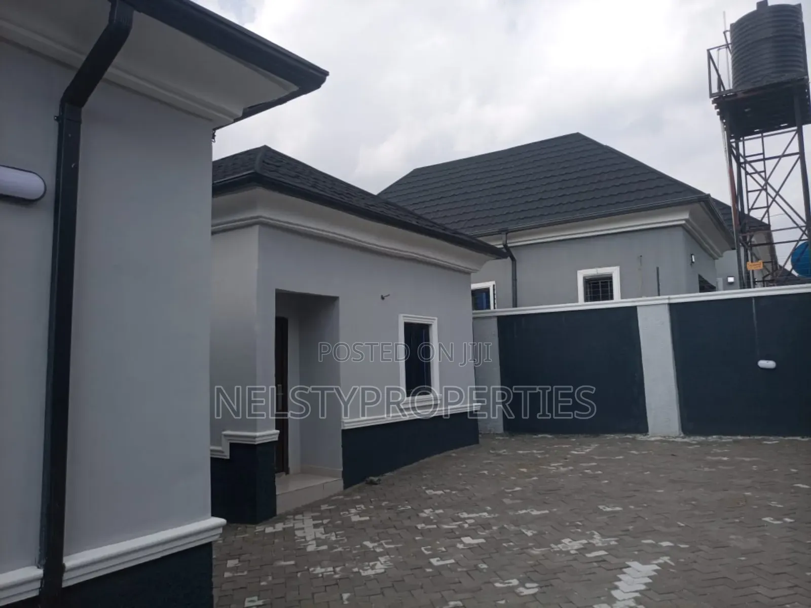 3bdrm Bungalow in Queens, Gwarinpa for sale in Gwarinpa
