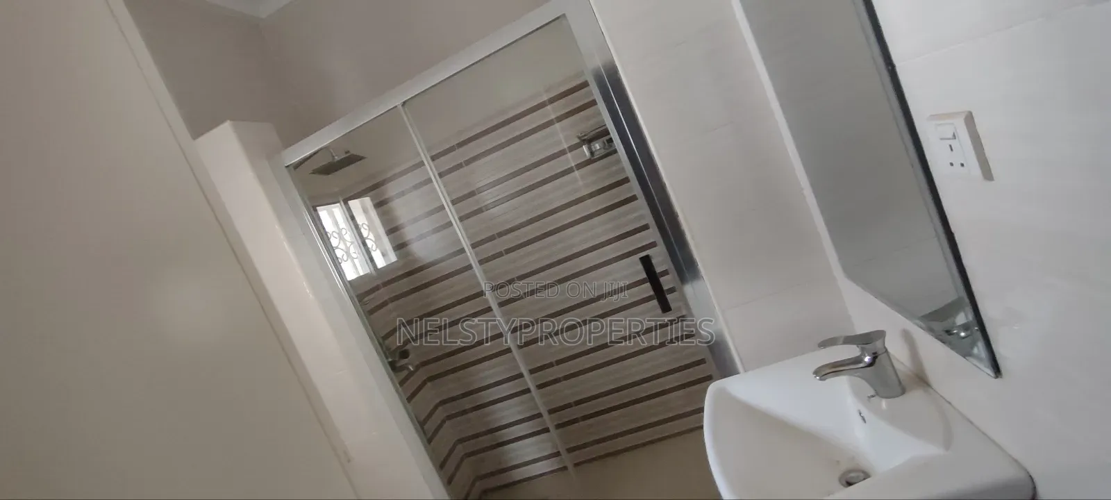 5bdrm Duplex in Efab Metropolis, Gwarinpa for sale in Gwarinpa