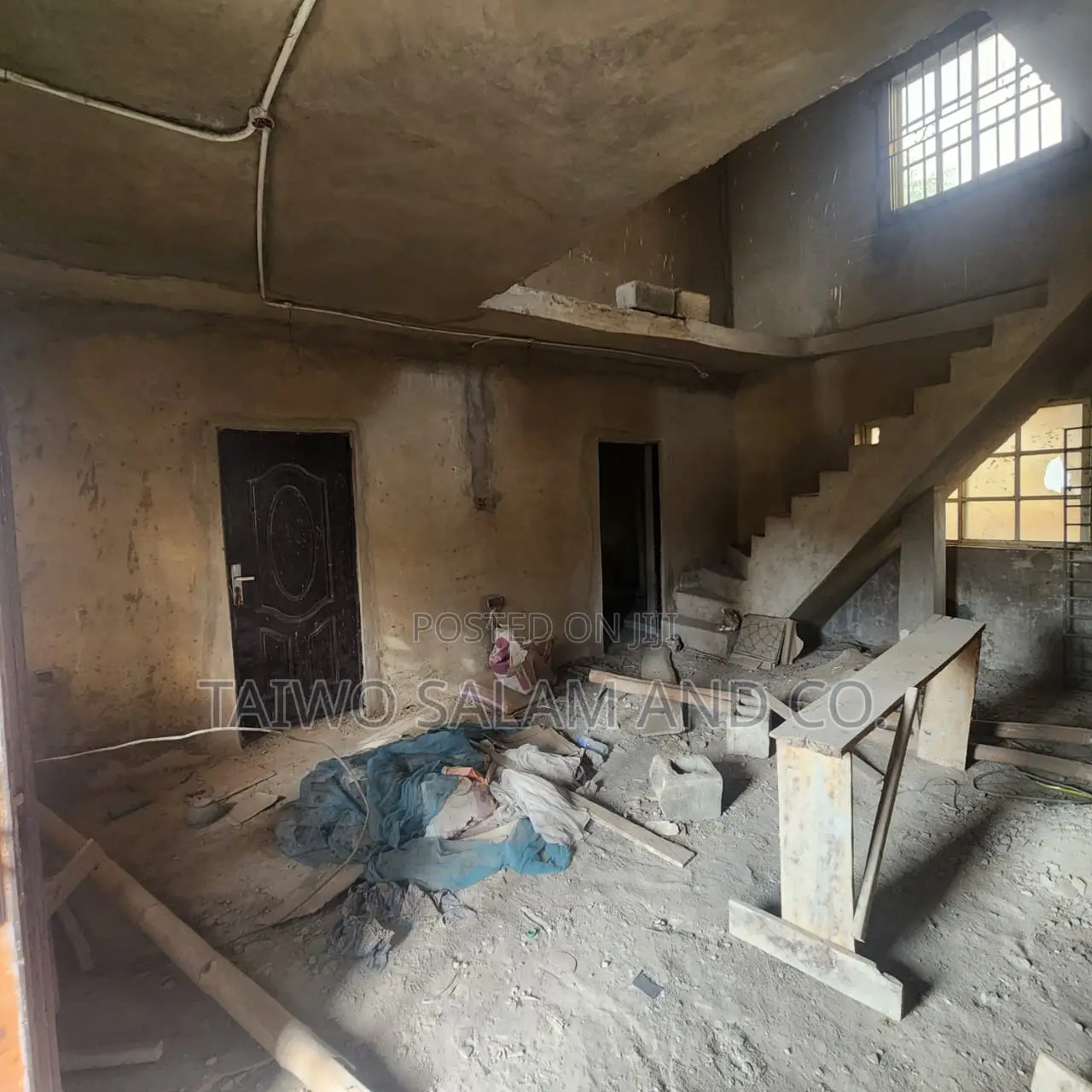 4bdrm Duplex in Odo Oba, Moniya for sale in Moniya