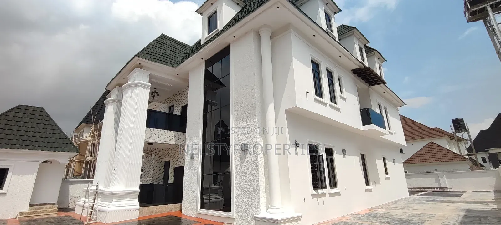 6bdrm Duplex in Metropolis, Gwarinpa for sale in Gwarinpa