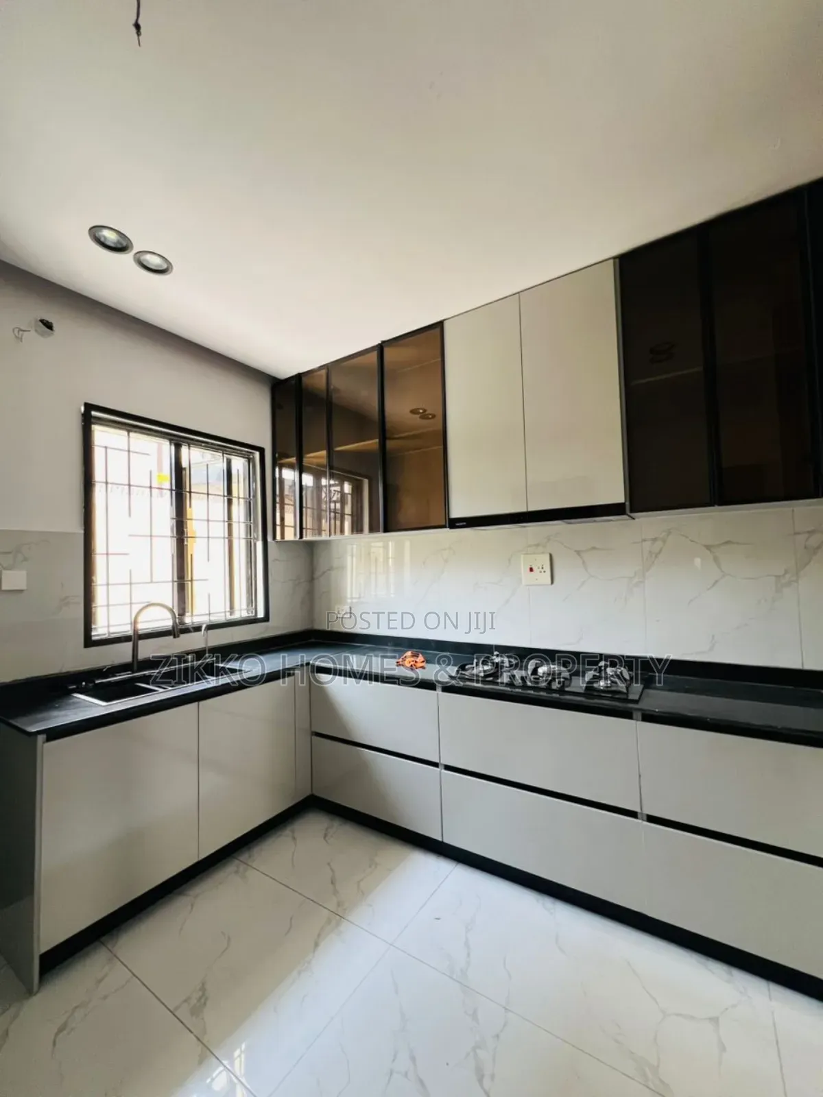 4bdrm Townhouse/Terrace in Ajah, Lekki for sale in Lekki