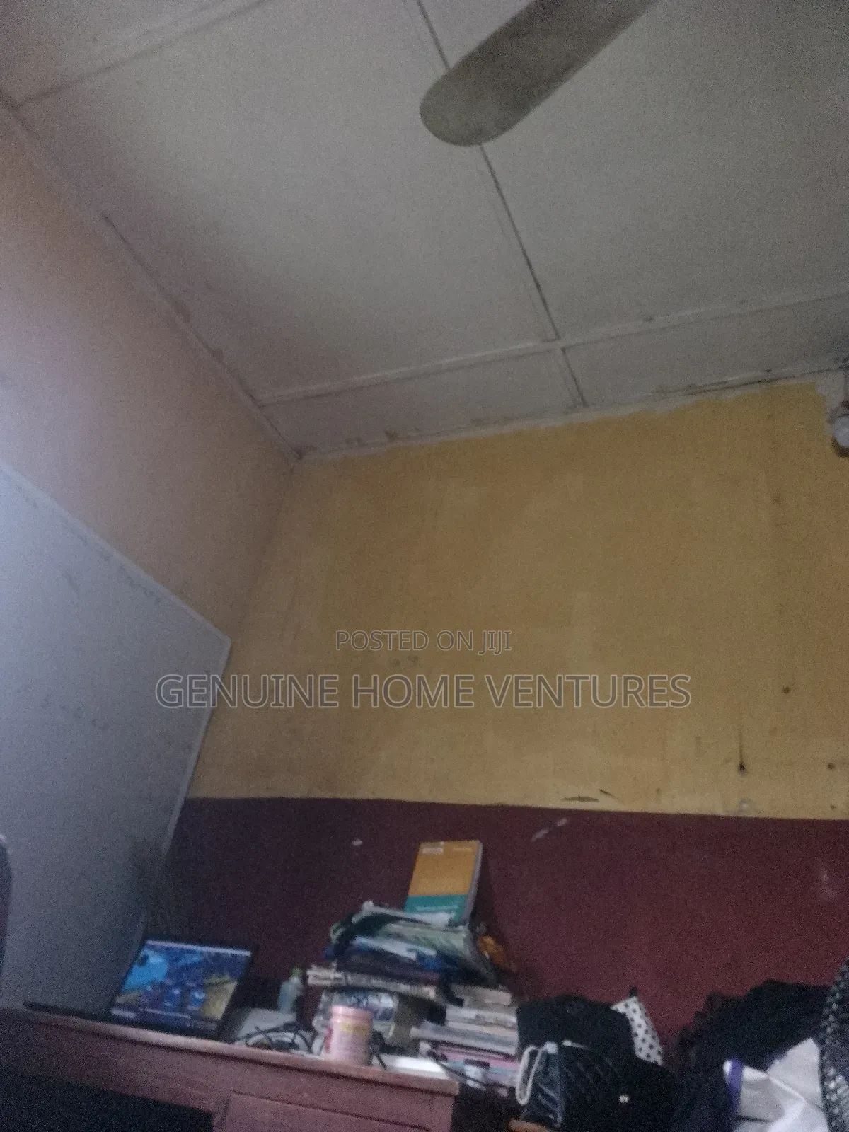 12bdrm Block of Flats in Census Surulere for sale in Surulere