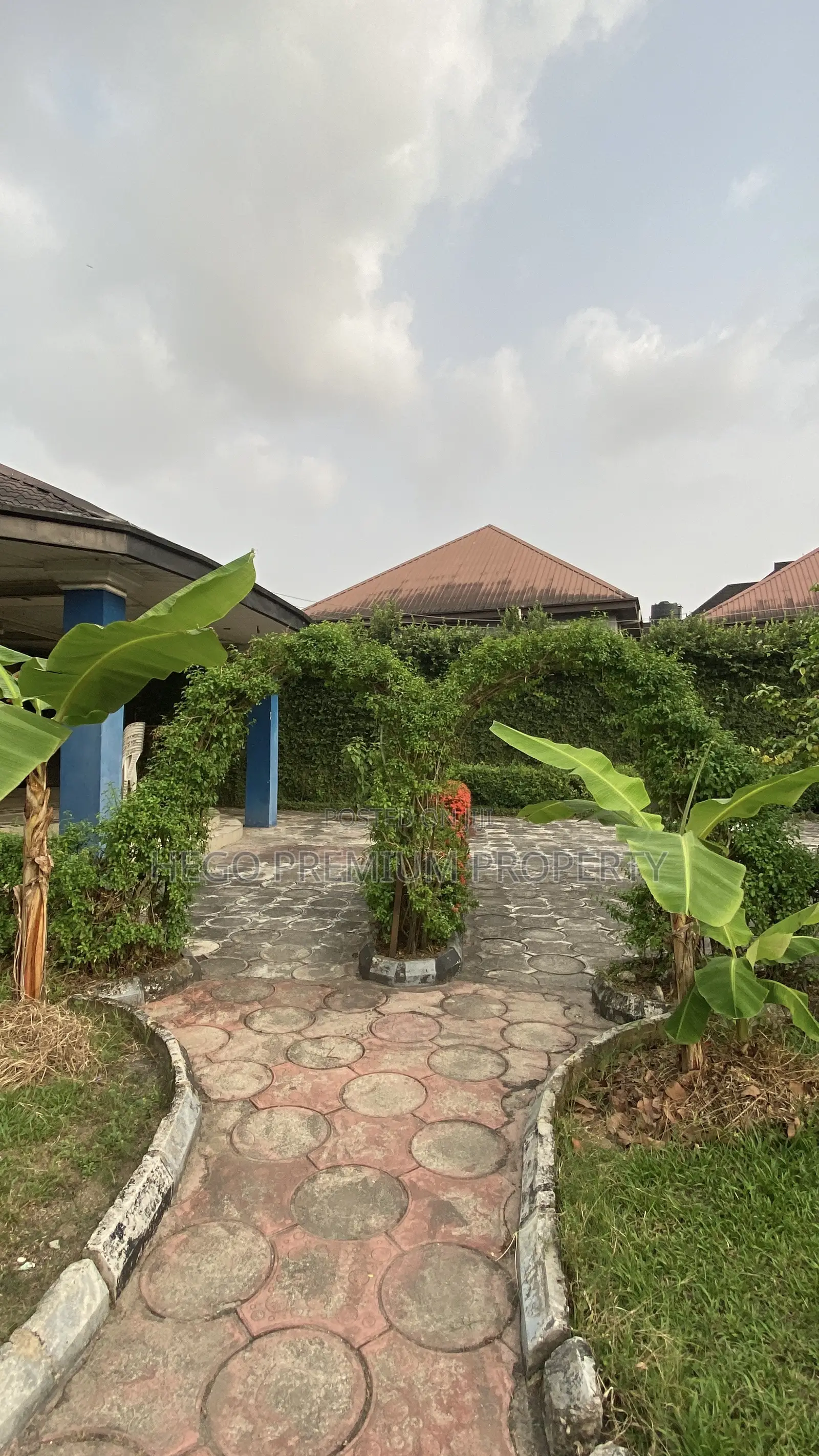 Hotel for Sale in Rumuigbo