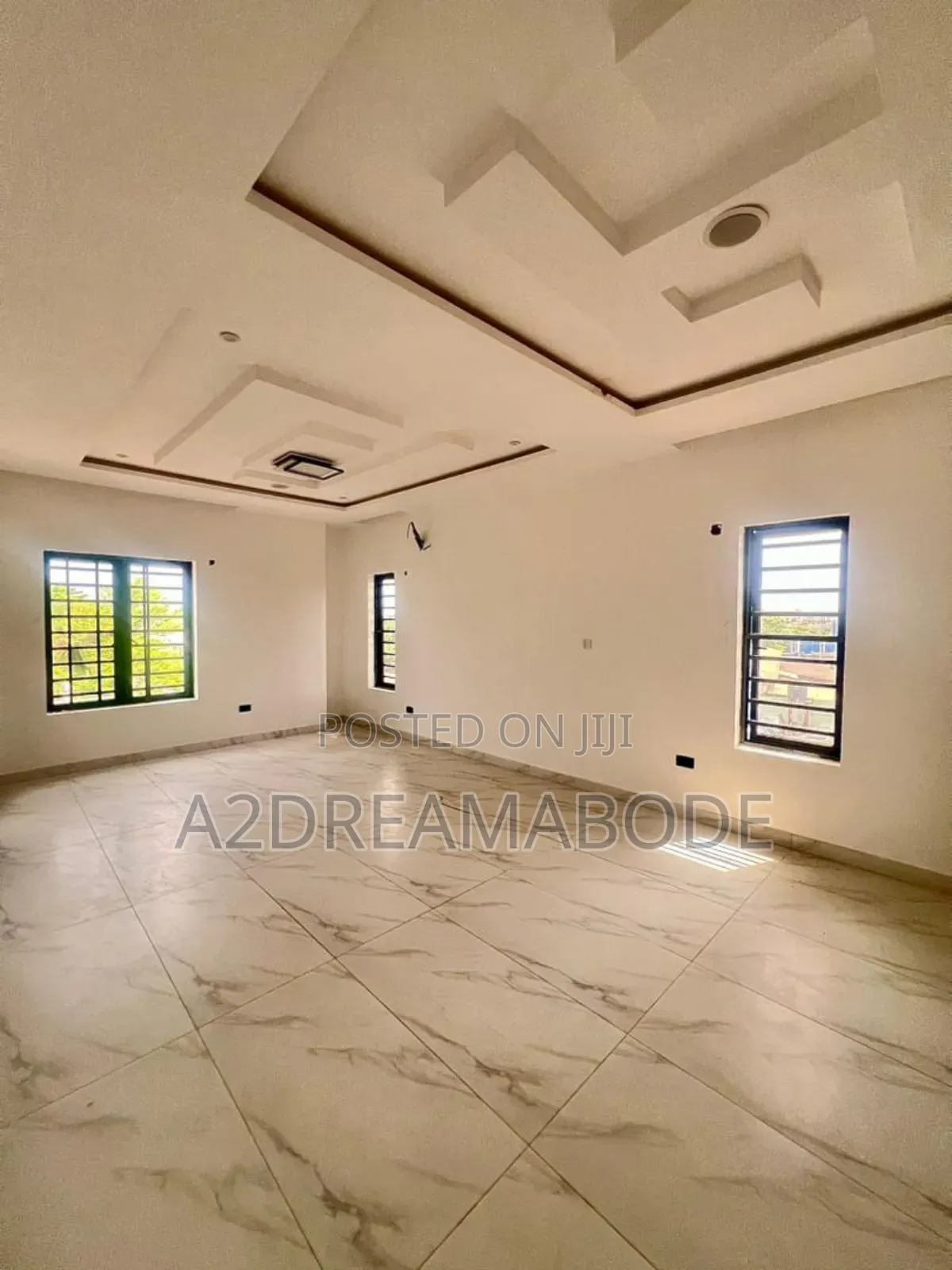 5bdrm Duplex in Omole Phase 1 for sale in Omole Phase 1