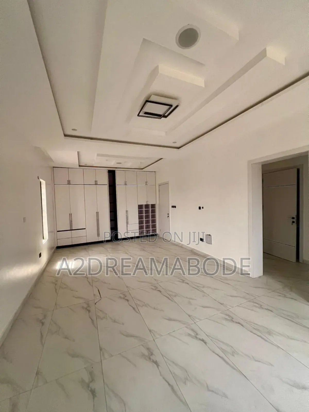 5bdrm Duplex in Omole Phase 1 for sale in Omole Phase 1