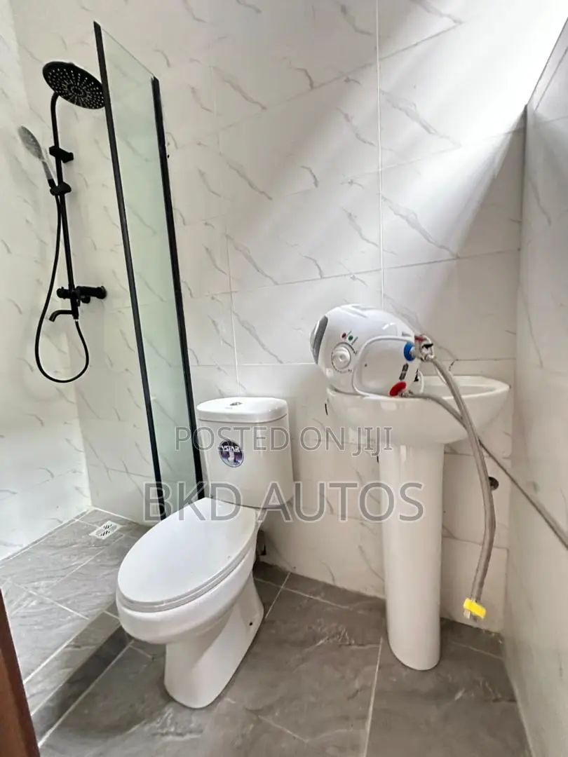 4bdrm Duplex in Sangotedo for sale in Sangotedo