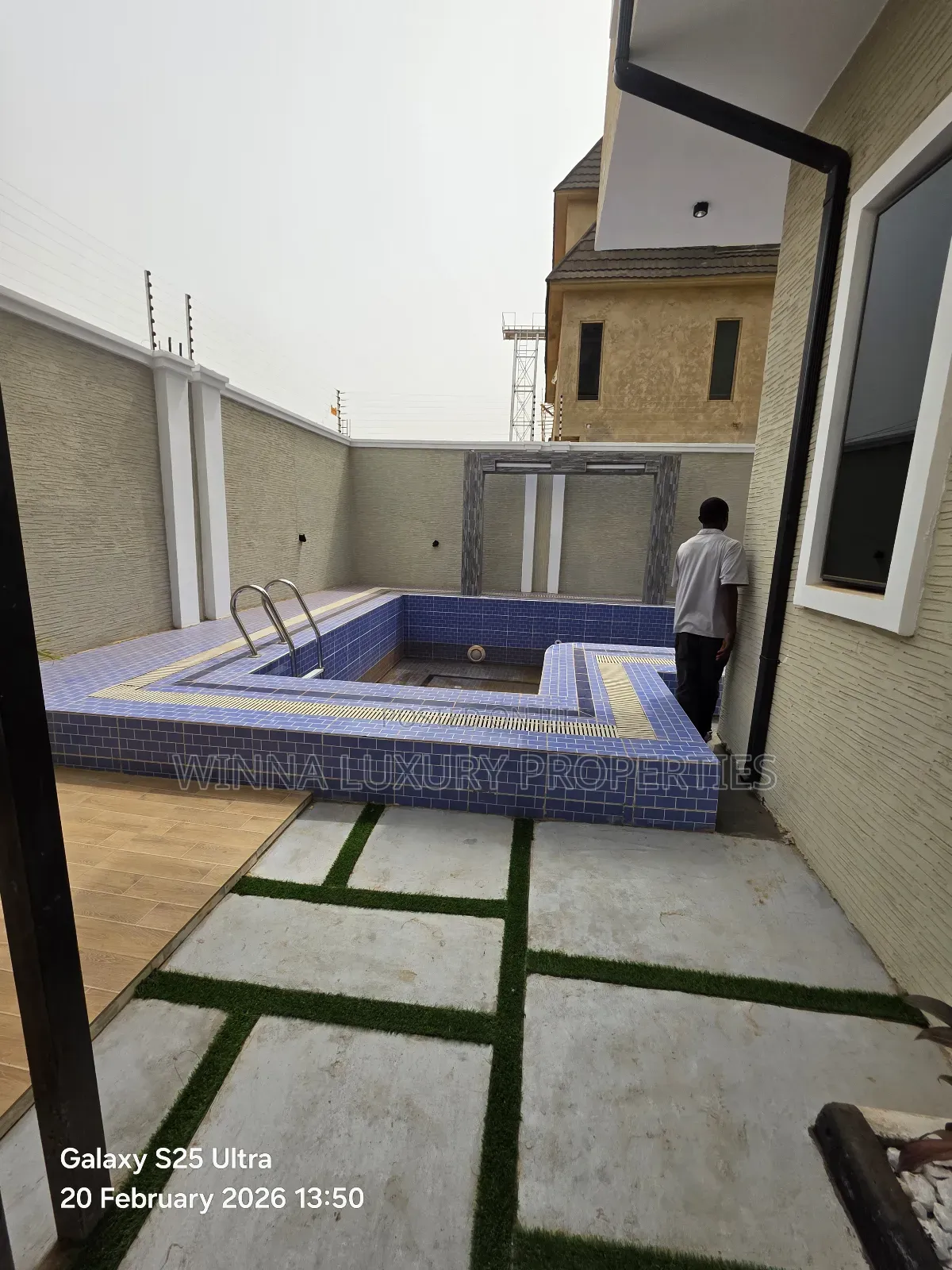 5bdrm Duplex in Lokogoma for sale in Lokogoma