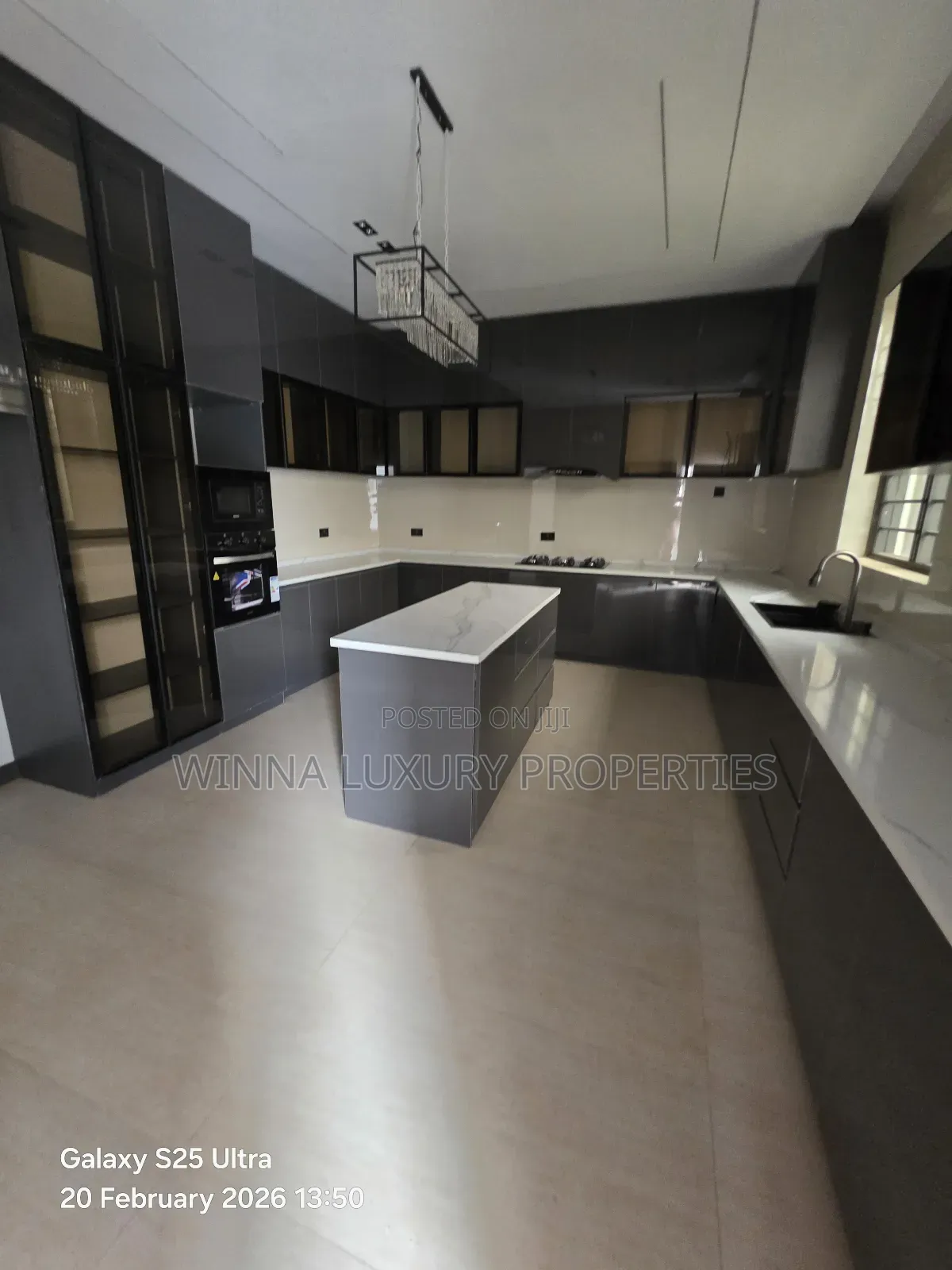 5bdrm Duplex in Lokogoma for sale in Lokogoma