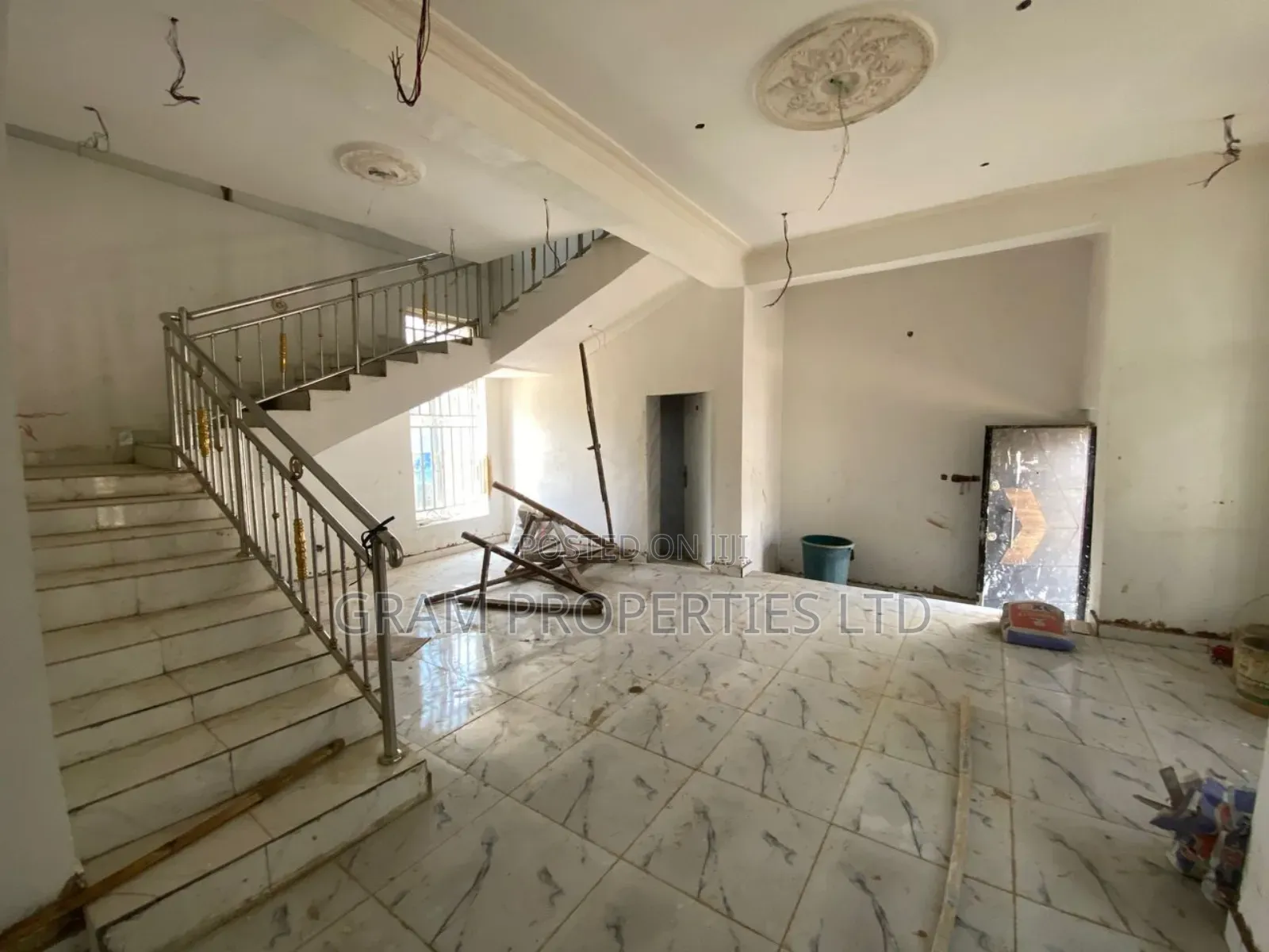2bdrm Townhouse/Terrace in Cedar Wood Estate, Kubwa for sale in Kubwa