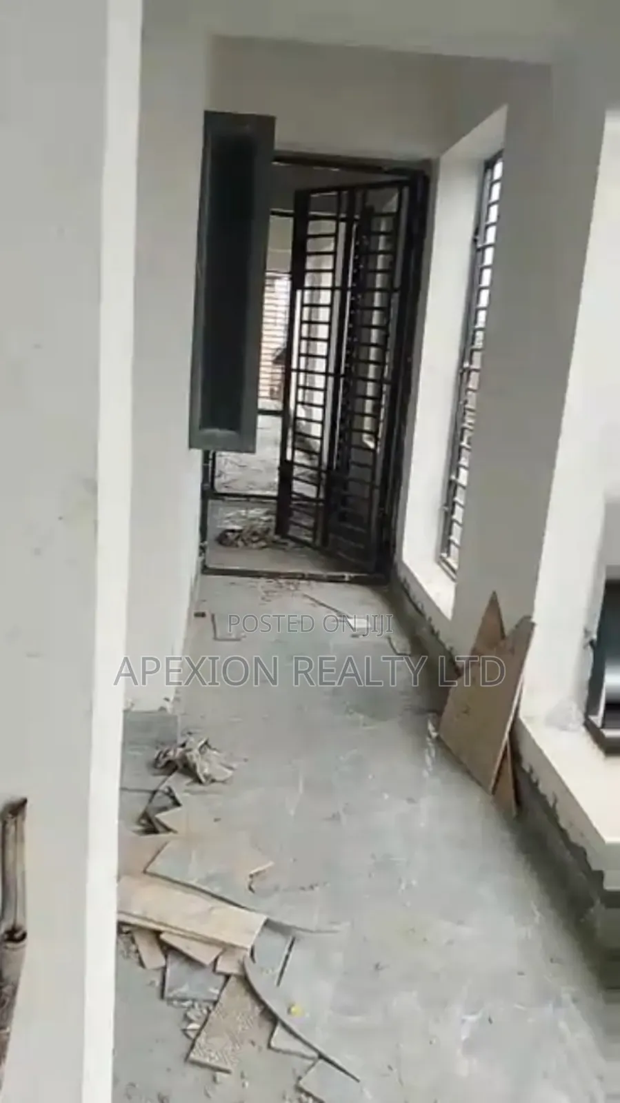 1bdrm House in Apexion Estate, East West Road for rent in East West Road