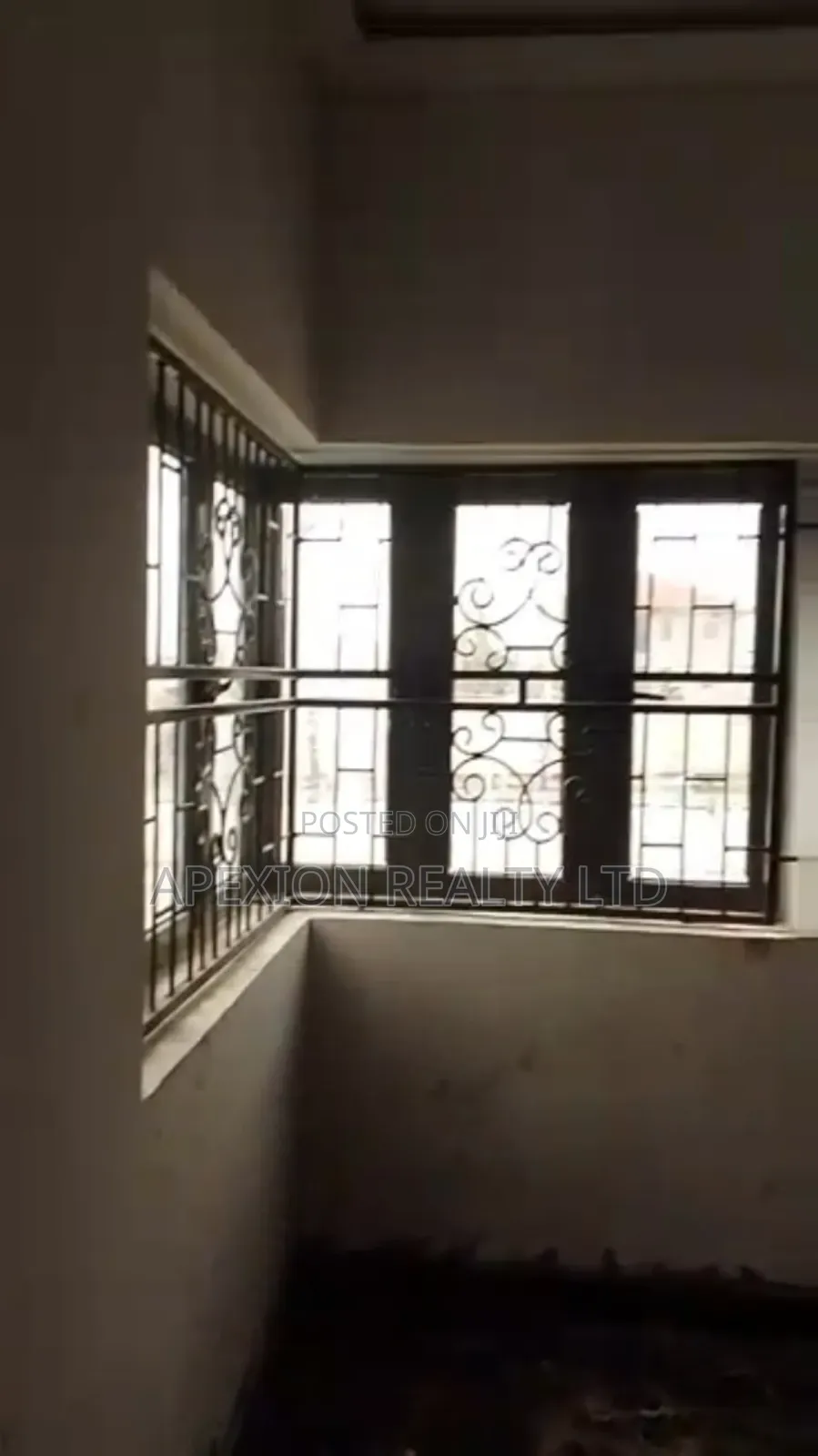 1bdrm House in Apexion Estate, East West Road for rent in East West Road