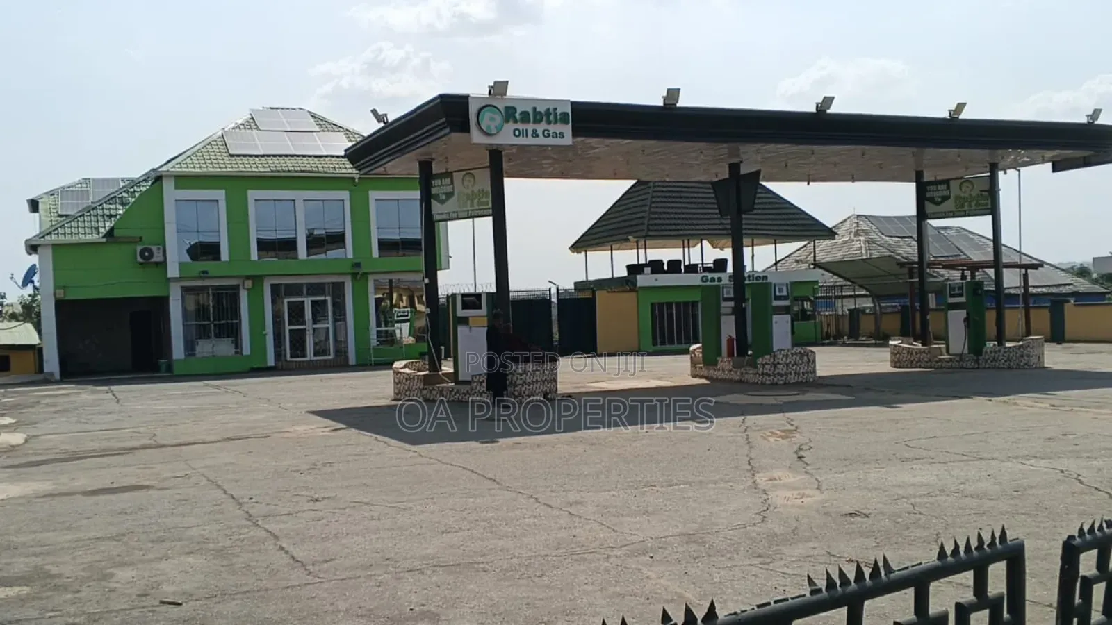Filling Station for Lease at Oluwo Egbeda New Ife Road Ibadan. 10m in Ibadan