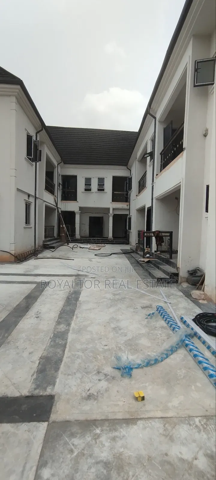 2bdrm Apartment in Royaltor Real Estate, Benin City for sale in Benin City